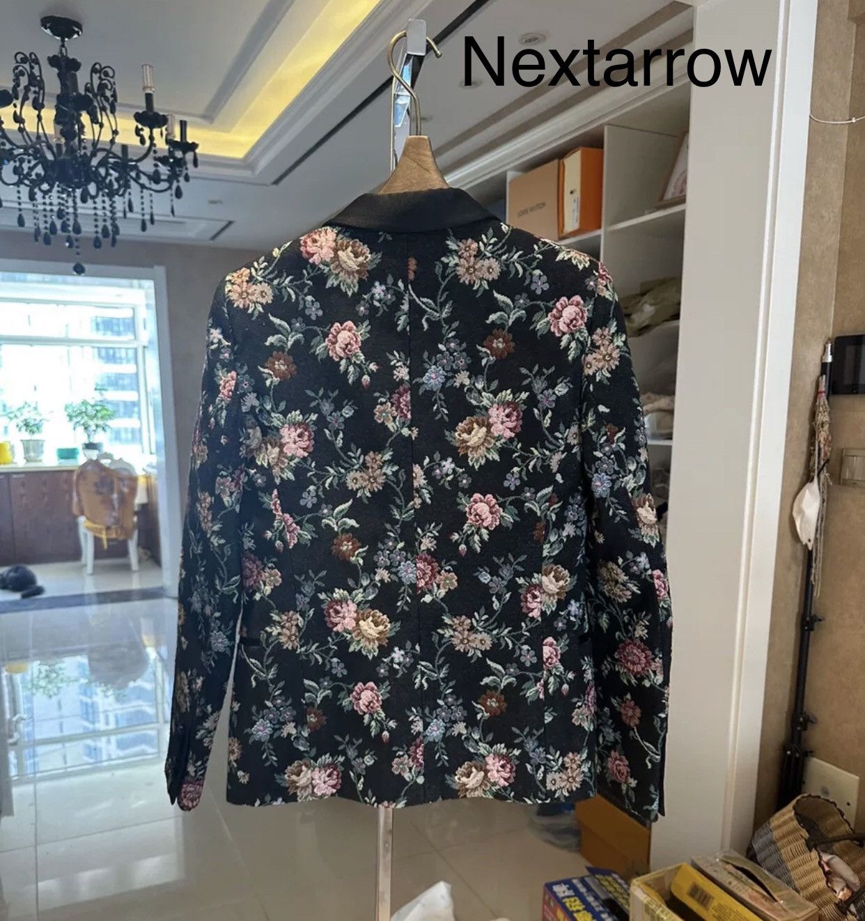 Saint Laurent Paris Saint Laurent flowers suit shirt 2409-Nextarrow Size S / US 4 / IT 40 - 2 Thumbnail