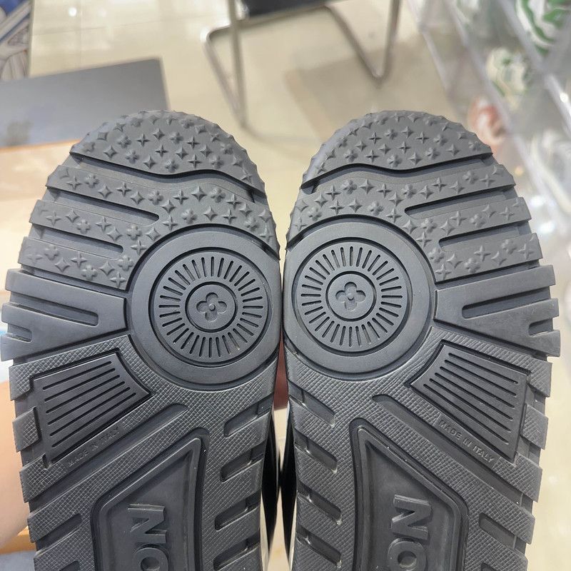 Louis Vuitton Louis Vuitton Trainer Maxi Low-Top Sneakers -2508 Size US 10.5 / EU 43-44 - 8 Thumbnail