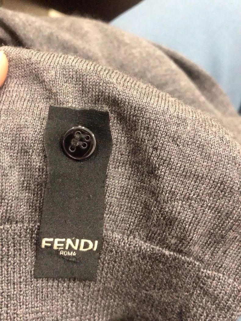 Fendi Fendi Cashmere Wool Demon Eyes Sweater Size US S / EU 44-46 / 1 - 7 Thumbnail