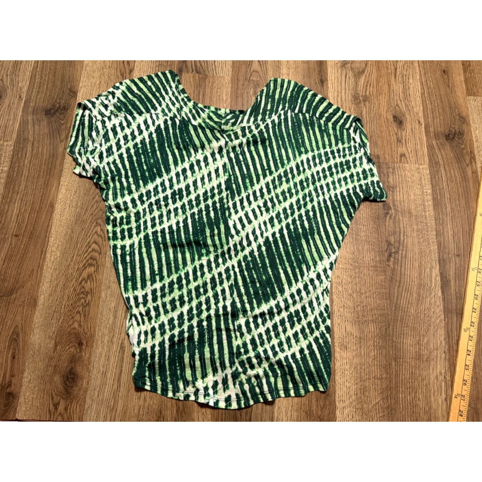Michael Kors Michael Kors Shirt Women’s Size Medium Green White Printed Short Sleeve Shirt Size M / US 6-8 / IT 42-44 - 2 Thumbnail