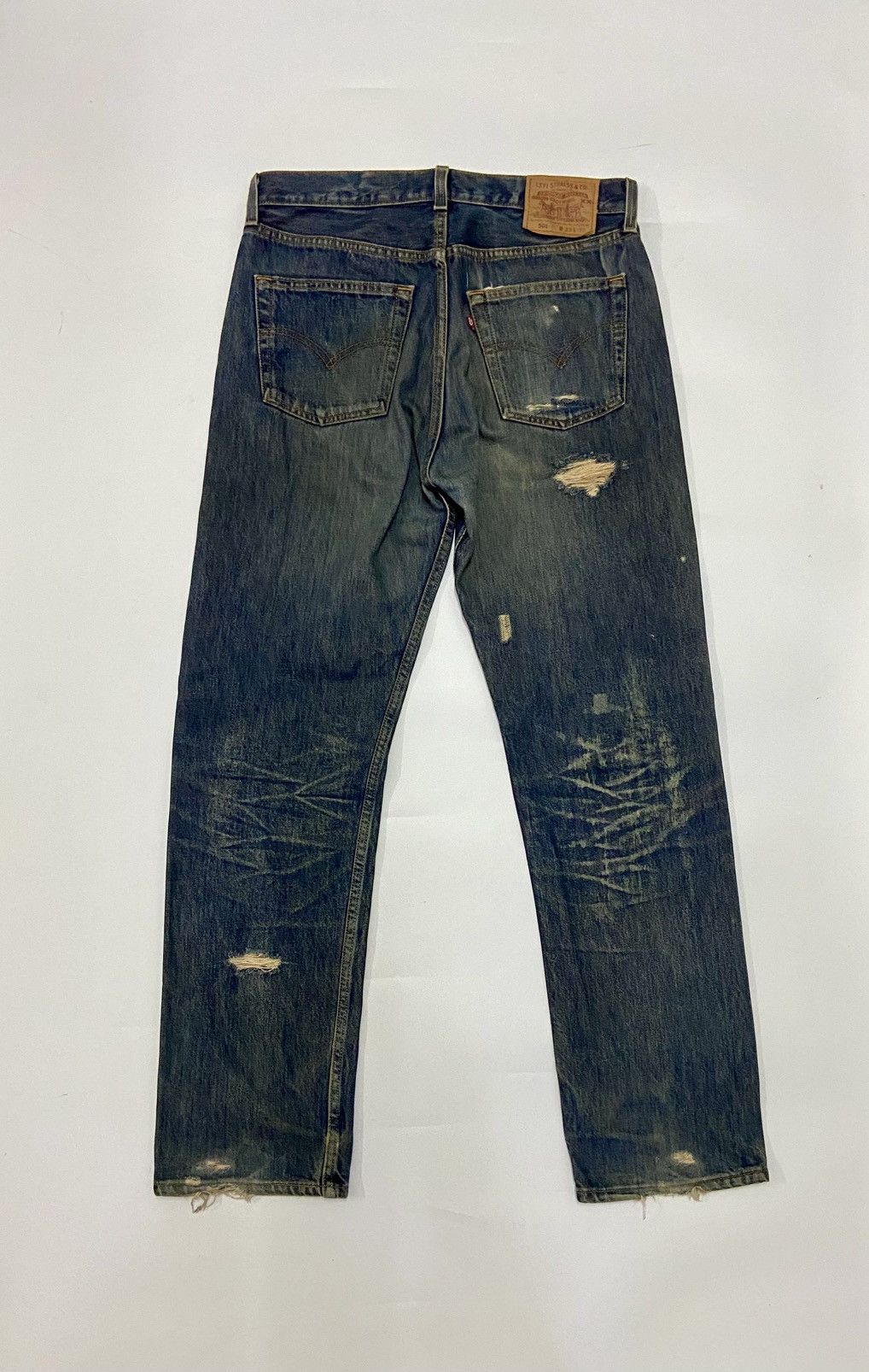 Levi's LEVI'S 501 DISTRESSED JEANS Size US 33 - 2 Thumbnail