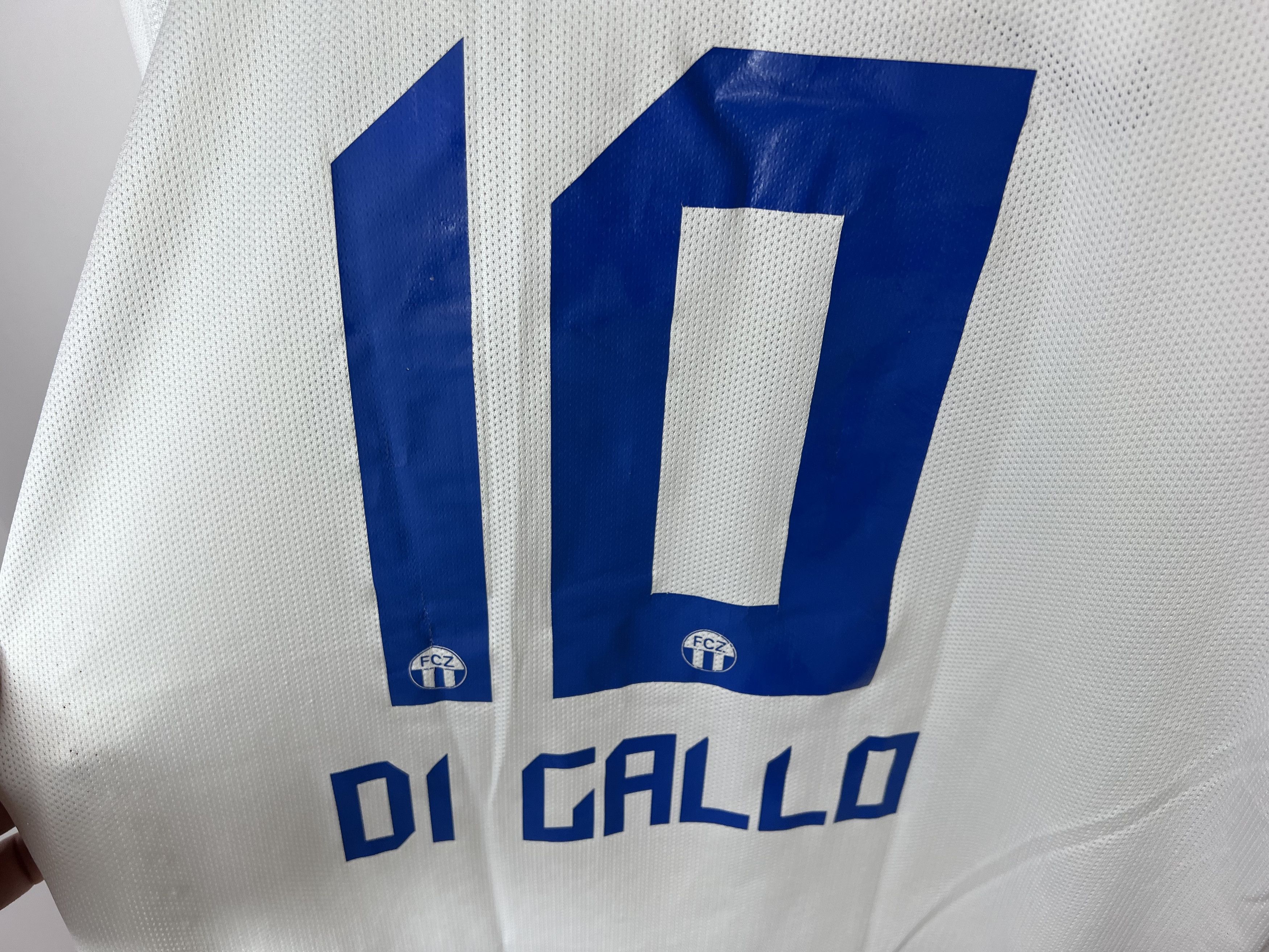 Nike FC ZURICH 2014 2015 HOME FOOTBALL SHIRT SOCCER JERSEY NIKE Size US L / EU 52-54 / 3 - 3 Thumbnail