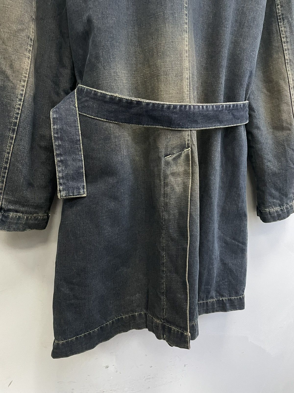 Le Grande Bleu (L.G.B.) Long coat faded blue vintage japan y2k fit if six was nine Size US L / EU 52-54 / 3 - 10 Thumbnail