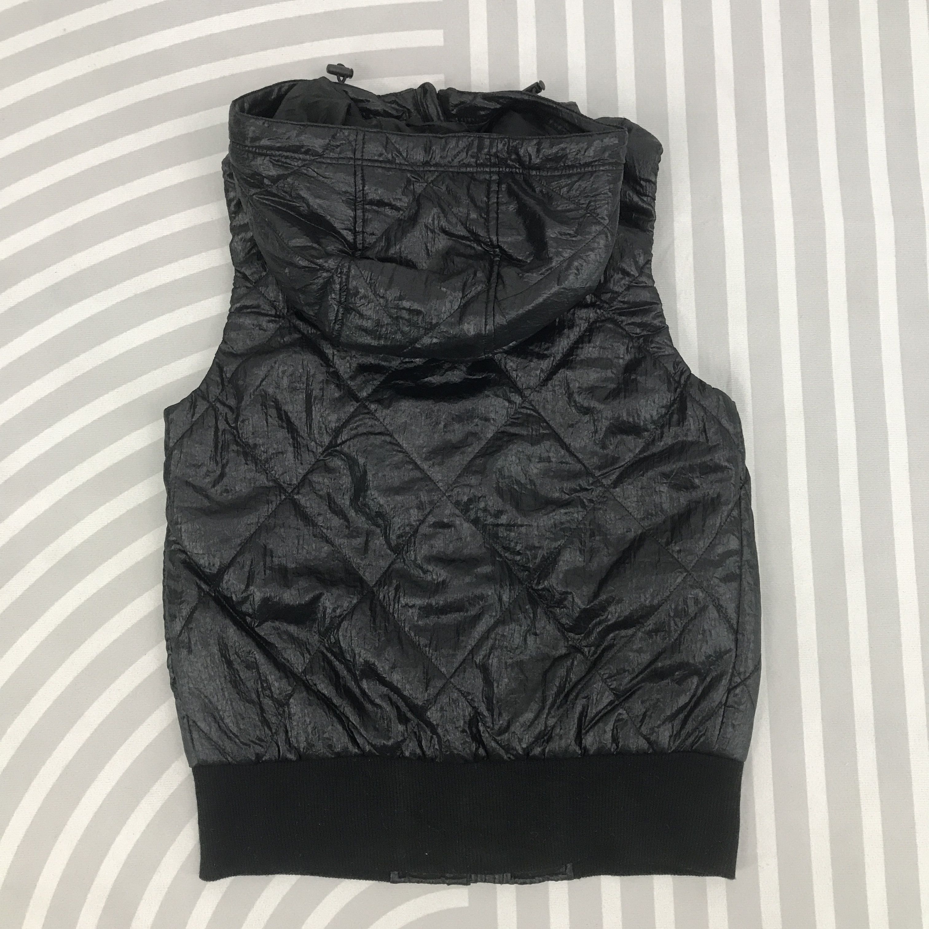 Japanese Brand × Uniqlo × Vintage Vintage Japan design Uniqlo Black punk zipper Vest Size US S / EU 44-46 / 1 - 3 Thumbnail