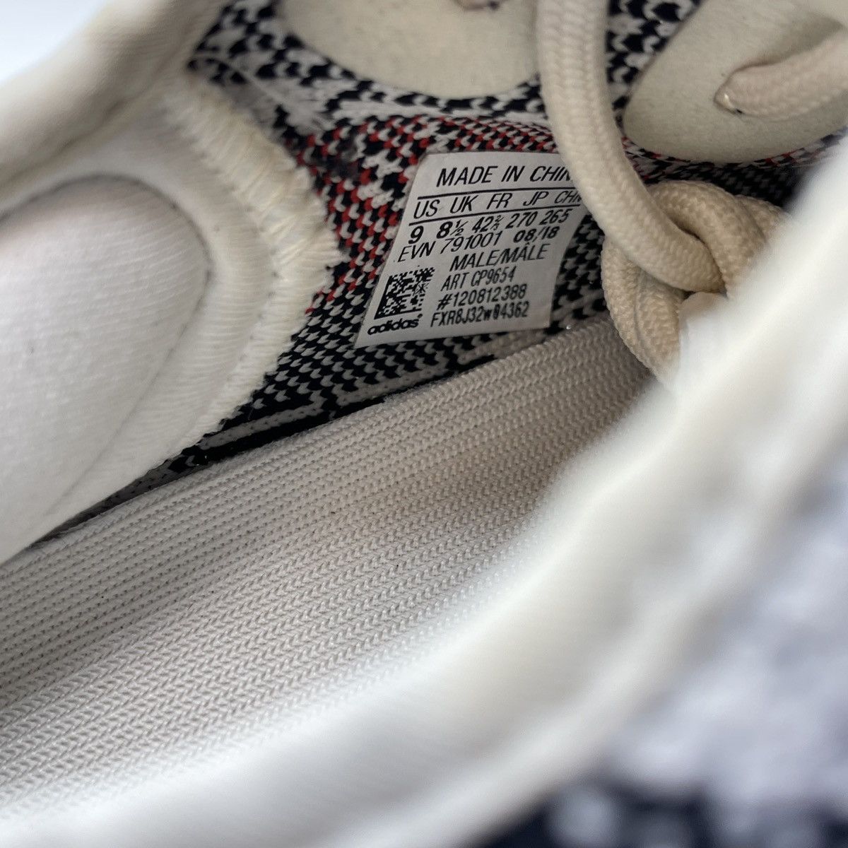 Adidas Yeezy boost 350 v2 zebra Size US 9 / EU 42 - 8 Thumbnail
