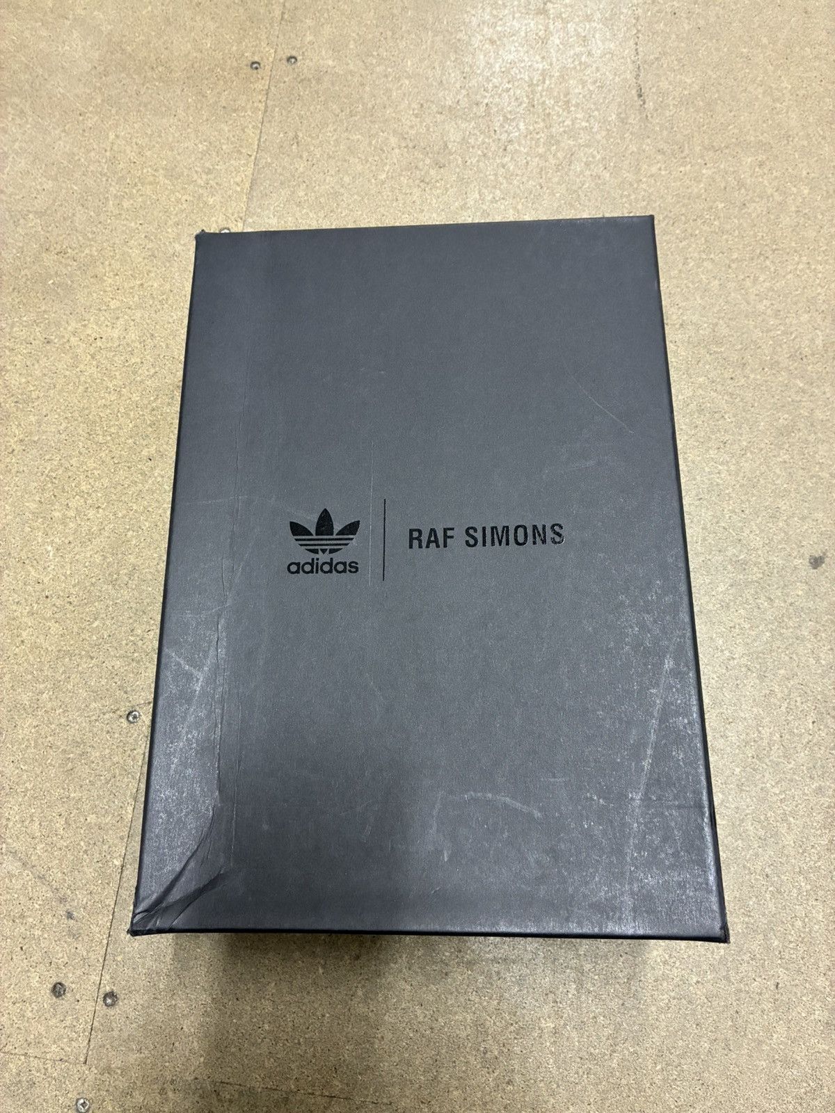 Adidas × Raf Simons RAF SIMONS ADIDAS RS REPLICANT OZWEEGO SIZE 10 Size US 10 / EU 43 - 3 Thumbnail