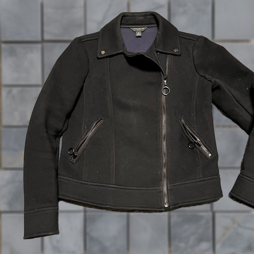 Ann Taylor Ann Taylor Jacket Womens Petite 0P Black Cotton Blend Moto Biker Zip Jacket Knit Size XS / US 0-2 / IT 36-38 - 1 Thumbnail