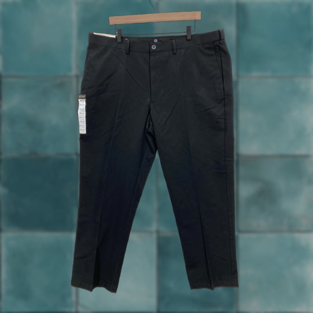 Haggar Haggar Work to Weekend Khaki Pants Mens 42x32 Black Classic Fit Flat Front NWT Size US 42 / EU 58 - 1 Thumbnail