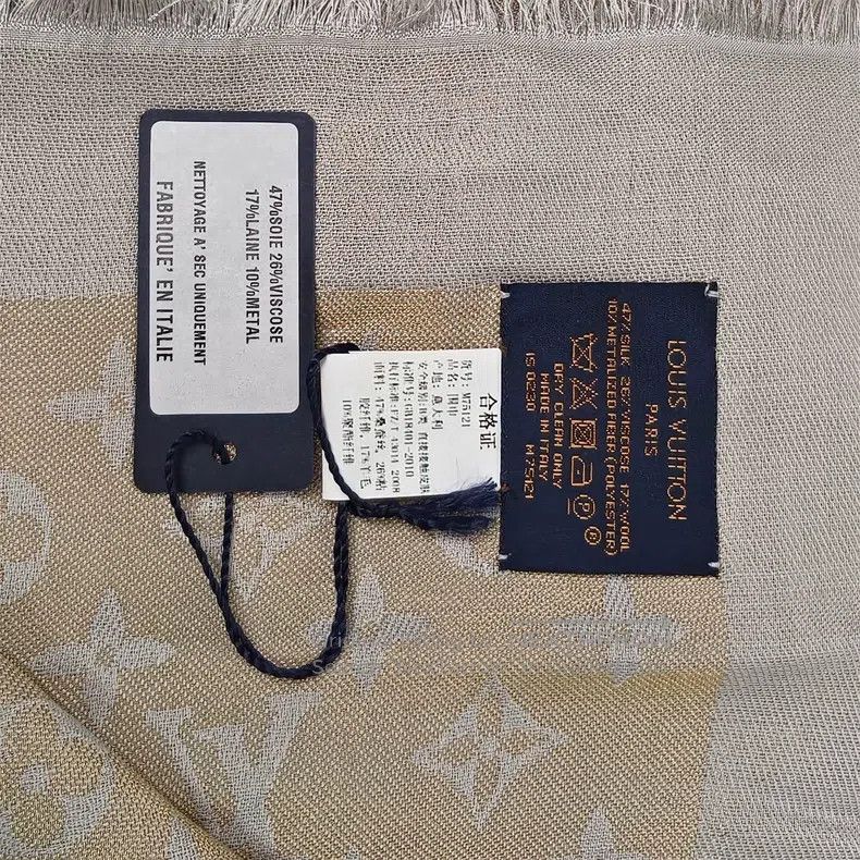 Louis Vuitton Louis Vuitton scarf Size ONE SIZE - 5 Thumbnail