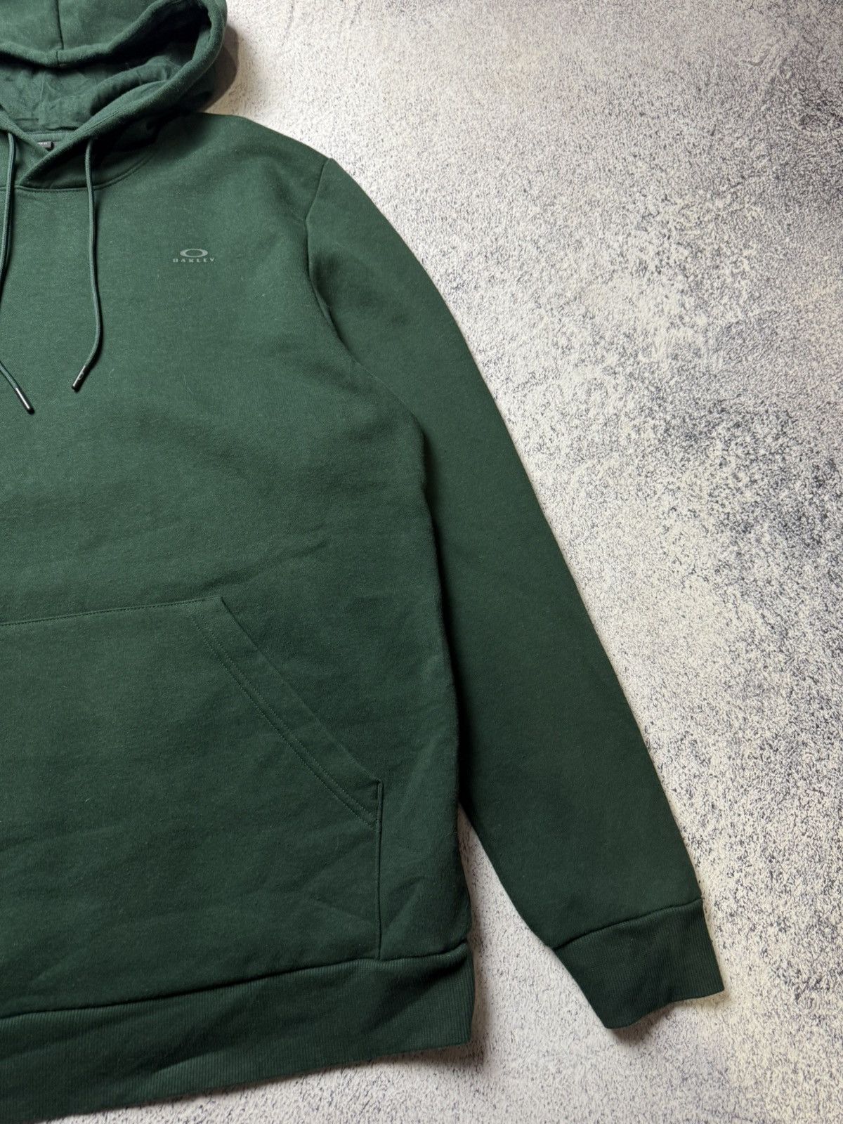 Oakley Vintage Oakley Green Hoodie Mini Logo Y2K Gorpcor Size US XL / EU 56 / 4 - 8 Thumbnail