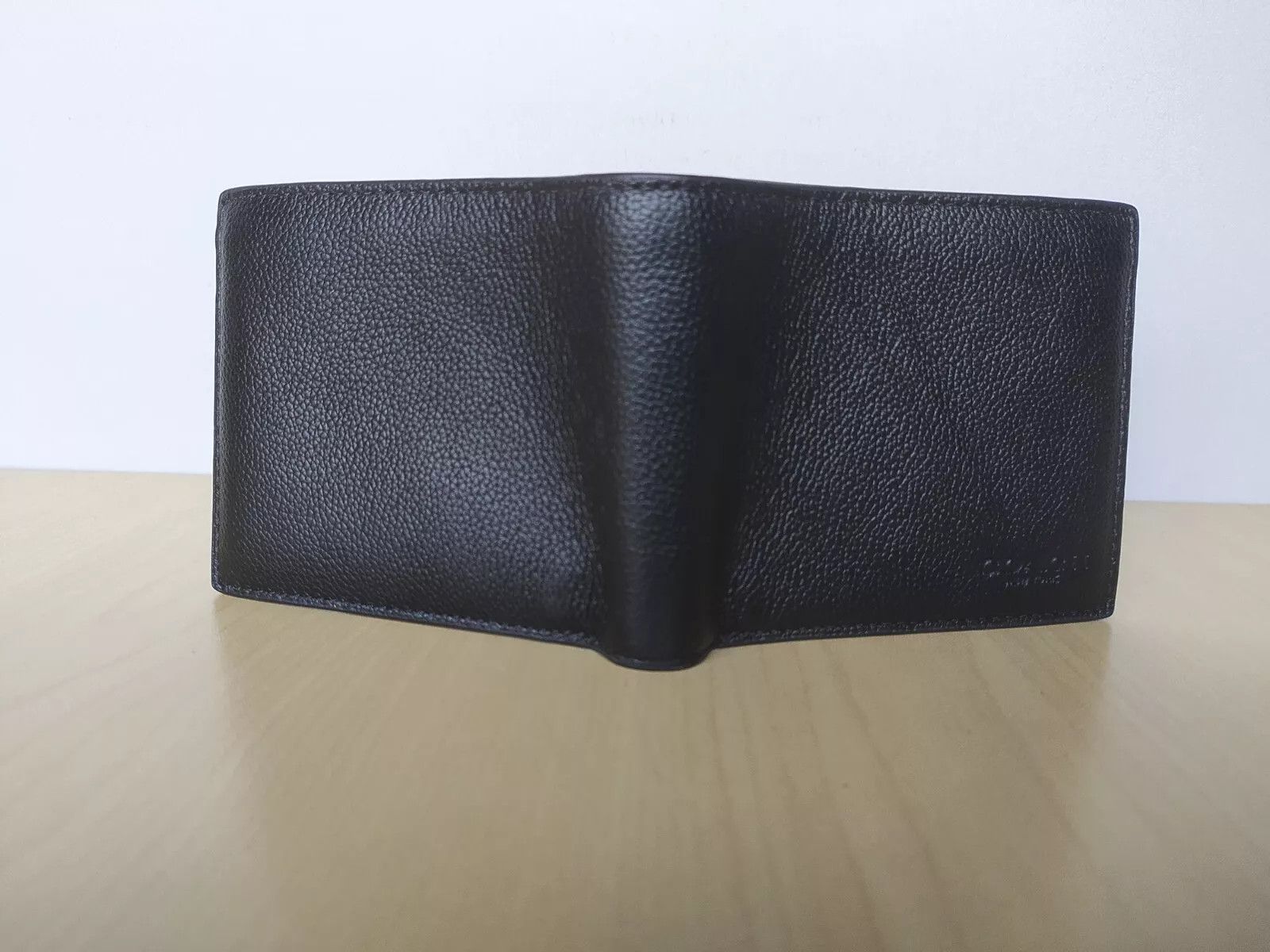 Coach Coach 3 - IN - 1 Leather Wallet T 0562 Size ONE SIZE - 8 Thumbnail