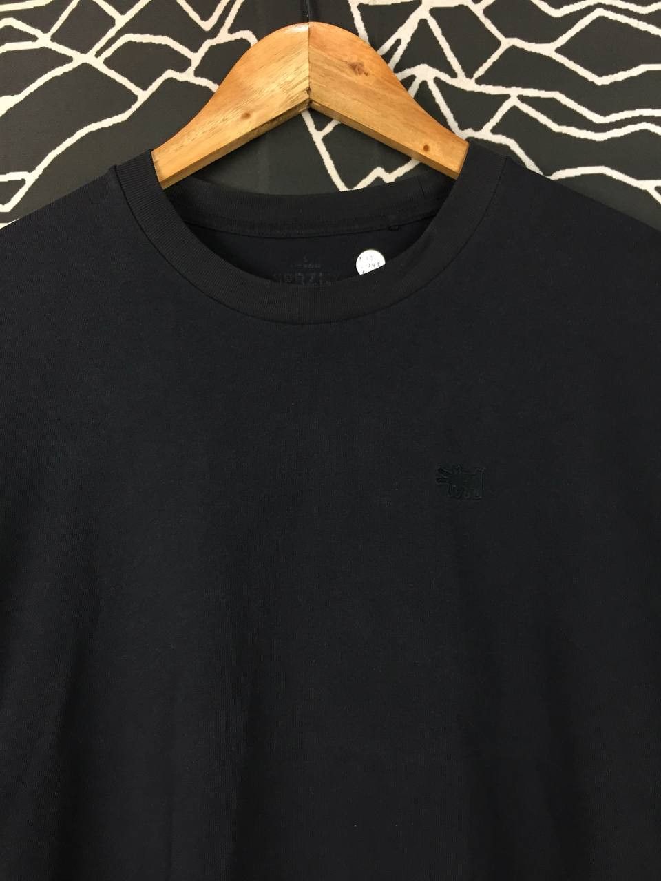 Keith Haring Uniqlo Keith Haring MoMA Collaboration Black Long Sleeve Tee Size US M / EU 48-50 / 2 - 4 Thumbnail
