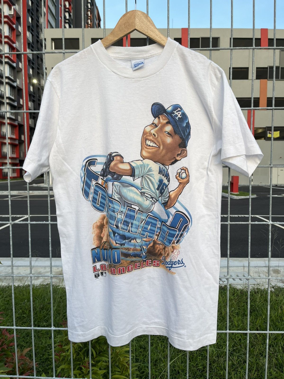 Vintage Hideo Nomo Los Angeles Dodgers ⚾️ Size US M / EU 48-50 / 2 - 1 Thumbnail