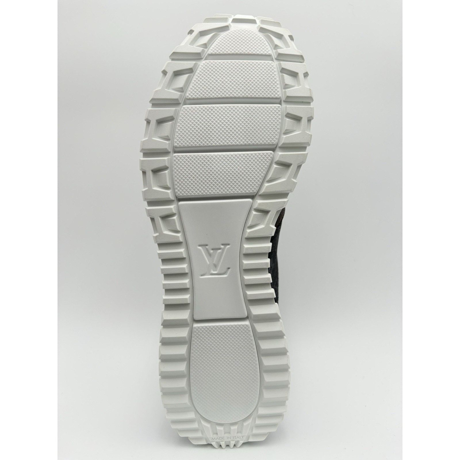 Louis Vuitton Louis Vuitton Run Away Sneaker ' Tri-Color ' | ONLY WORN 1x Size US 8 / EU 41 - 7 Thumbnail
