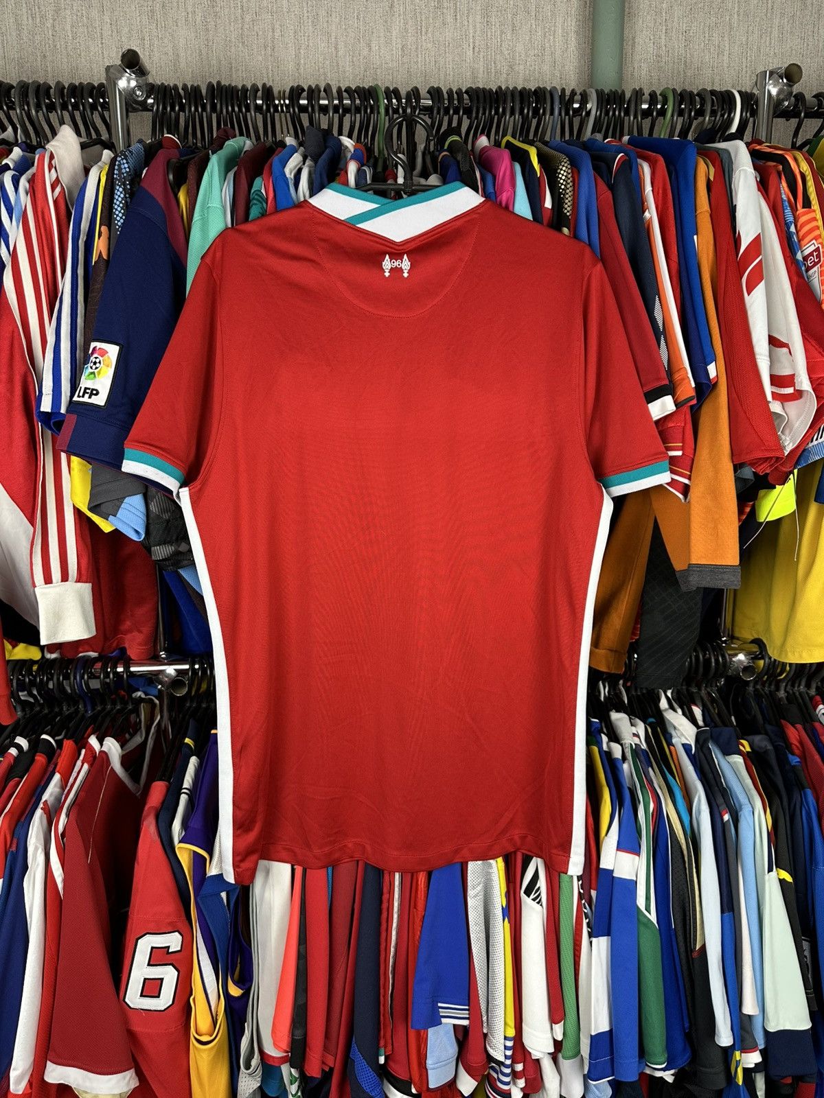 Nike LIVERPOOL 2020 2021 HOME FOOTBALL SHIRT SOCCER JERSEY NIKE Size US L / EU 52-54 / 3 - 2 Thumbnail