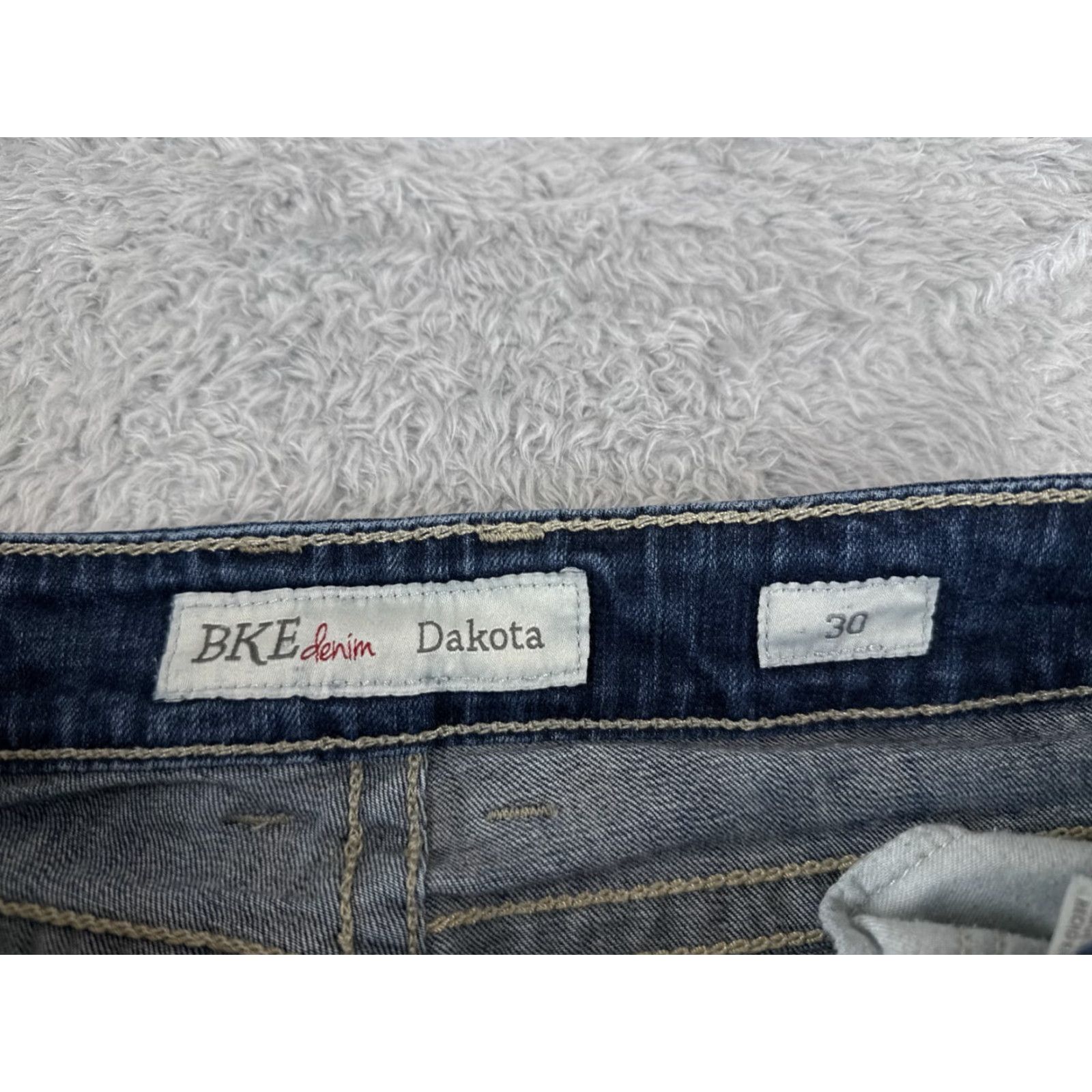 Vintage BUCKLE Womens Jeans 30 Blue Denim Dakota Straight Mid Rise Cotton Stretch 80s Retro Casual Fall Summer Women Size 30" / US 8 / IT 44 - 6 Thumbnail