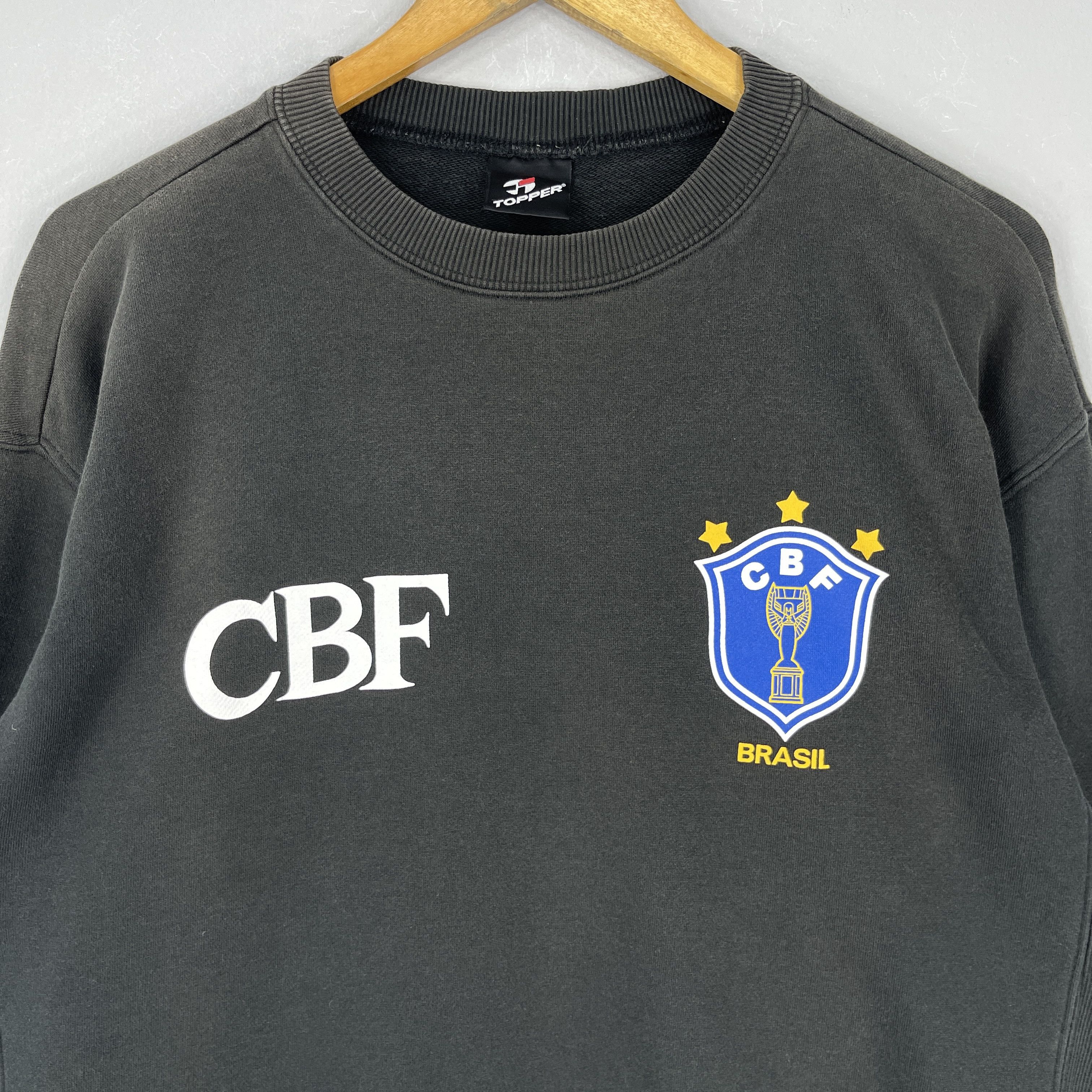 Vintage Vintage TOPPER Brazil National Football Team Sweatshirt Size US L / EU 52-54 / 3 - 7 Thumbnail