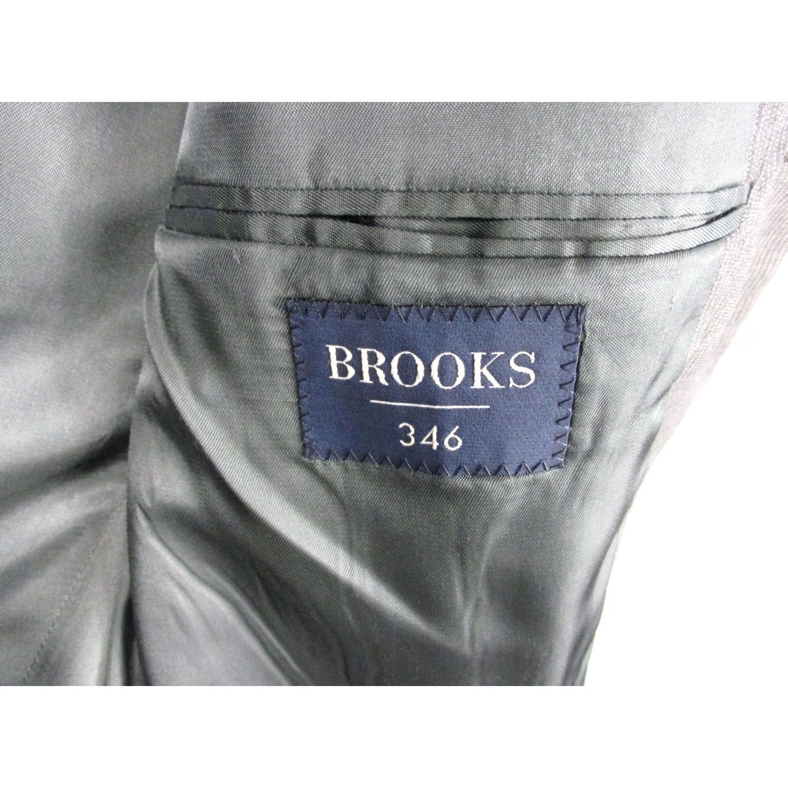 Brooks Brothers Brooks Brothers Suit Jacket Mens 42R Gray Pinstripe Wool 3 Button Size 42R - 4 Thumbnail