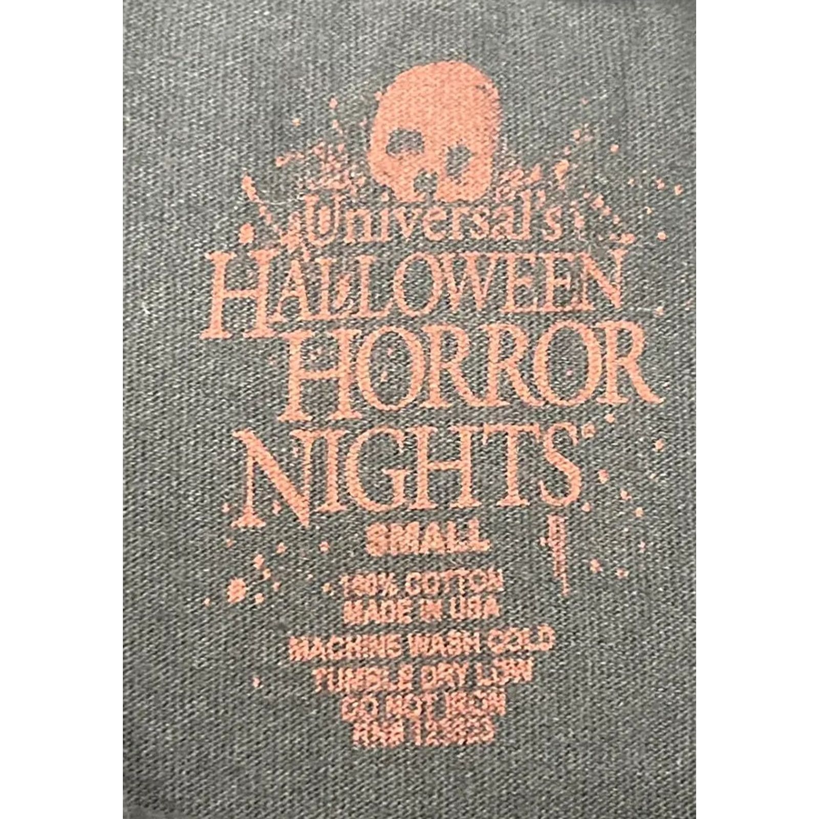 Vintage VINTAGE Halloween Horror Nights T-Shirt Adult Small Black 2010 20 Years Of Fear Zombies Mens Size US S / EU 44-46 / 1 - 3 Thumbnail
