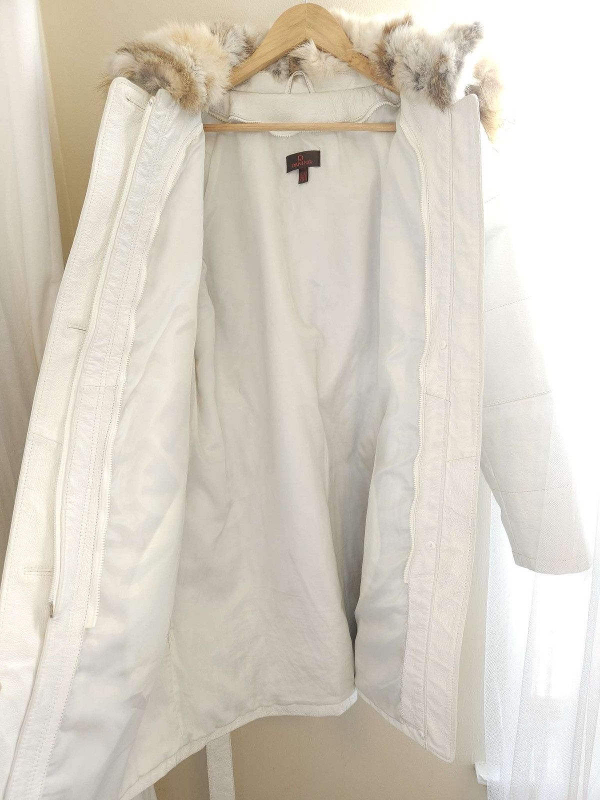 Danier 100% Leather Raccoon Fur Lining Rabbit Hooded Coat By Danier Size M / US 6-8 / IT 42-44 - 9 Thumbnail
