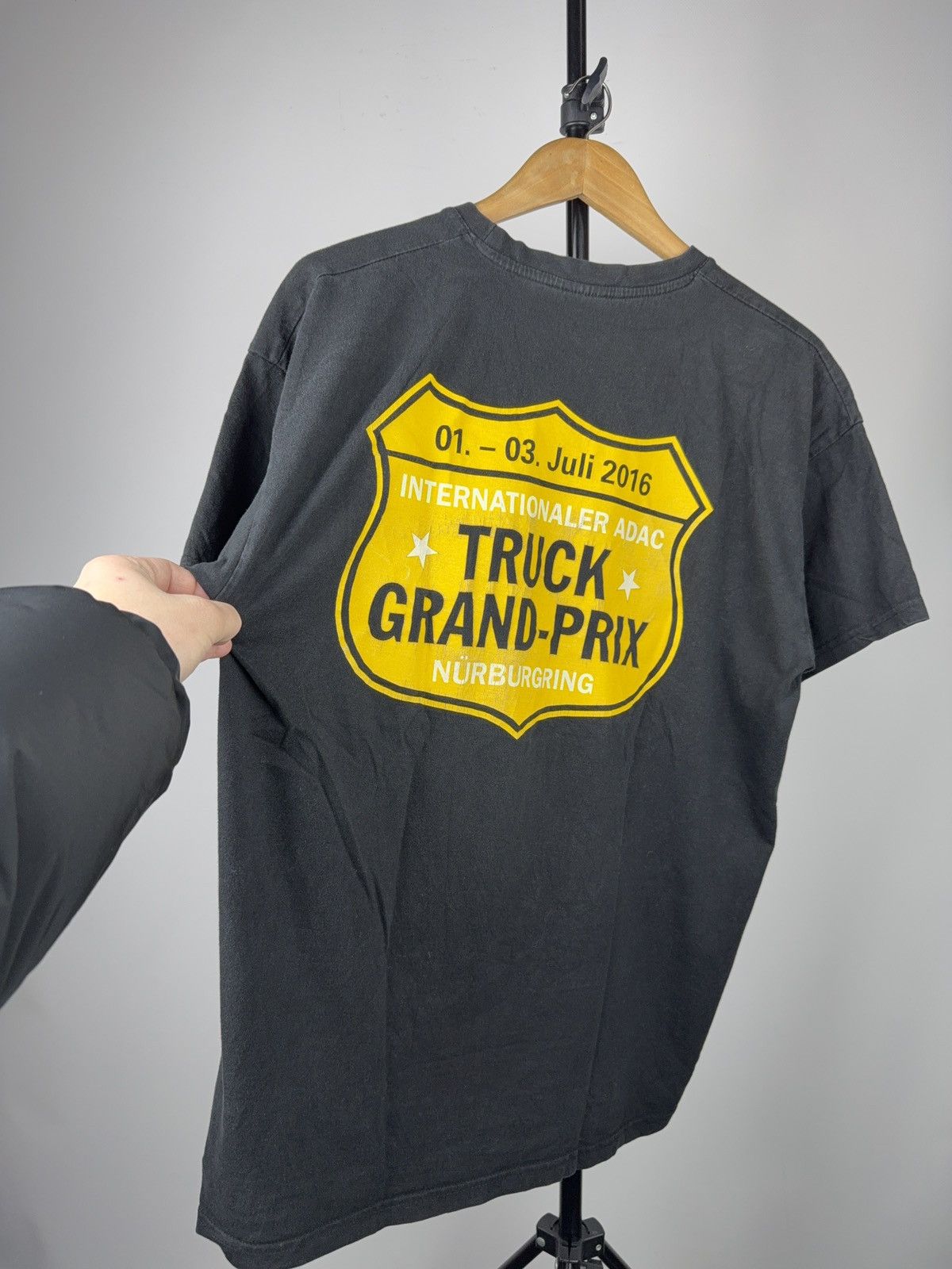 Vintage Truck Grand Prix Nurburgring 2016 MAN Racing T-Shirt Size US L / EU 52-54 / 3 - 11 Thumbnail