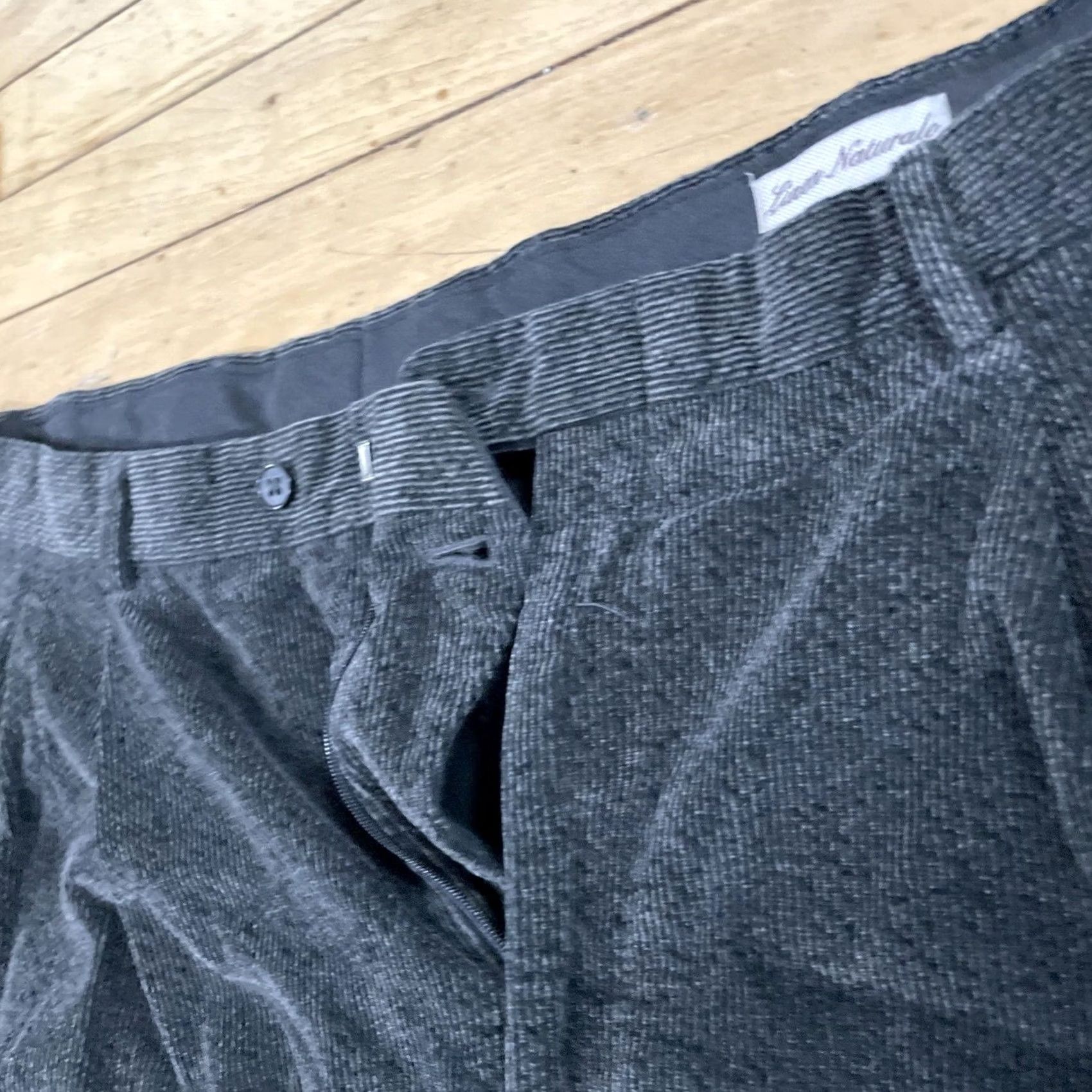 Vintage VINTAGE LINEA NATURALE Pleated Corduroy Pants Men 36x32 Charcoal Gray 90s Wale Jeans Pants Mens Size US 36 / EU 52 - 5 Thumbnail