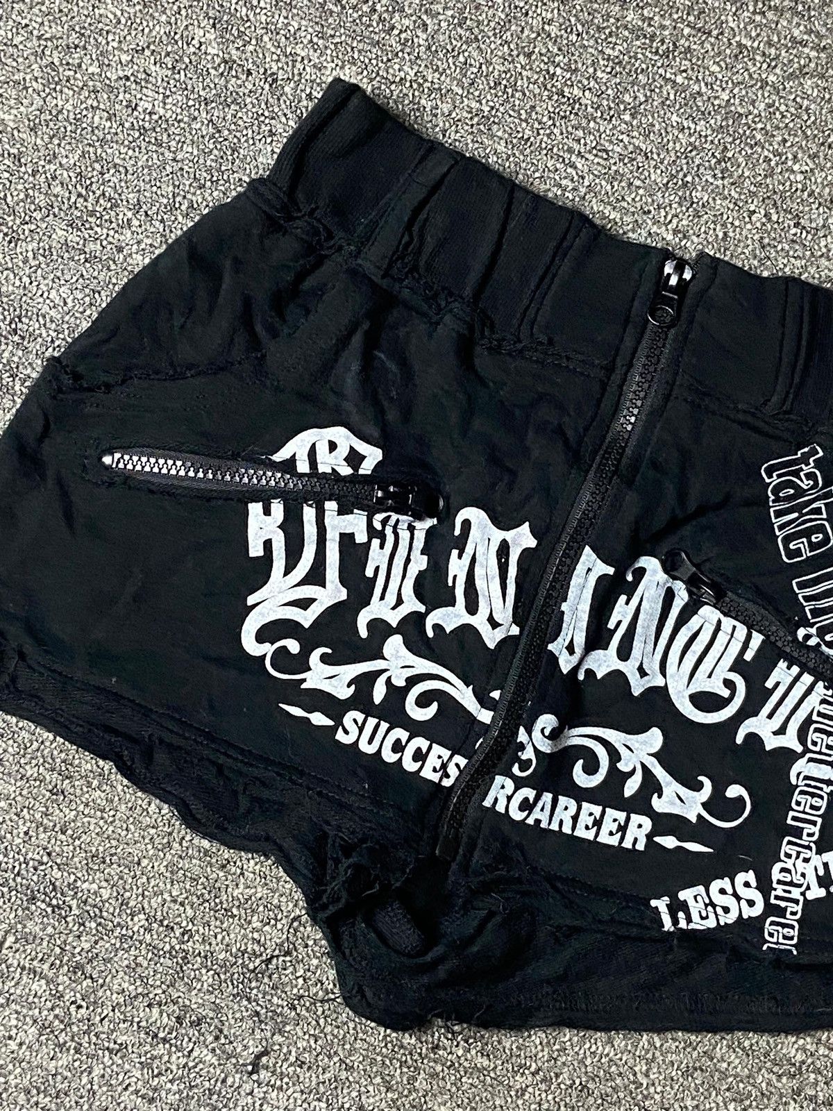 Japanese Brand Taboo Gothic Style English Letters Shorts (147) Size 24" / US 00 / IT 34 - 10 Thumbnail