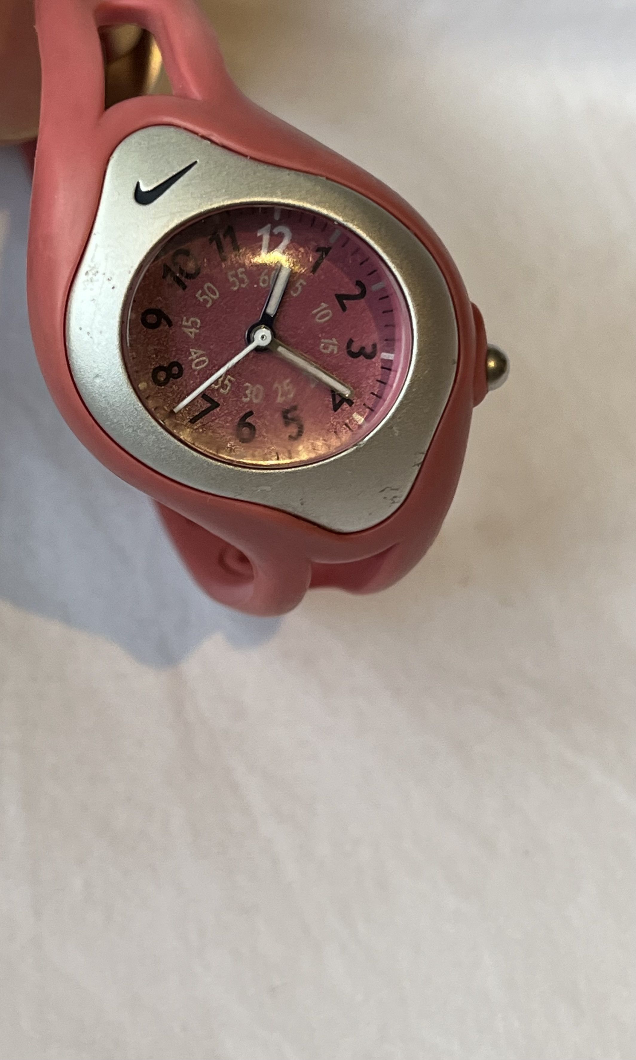 NWOT Vintage Pink Nike Sports discount Watch