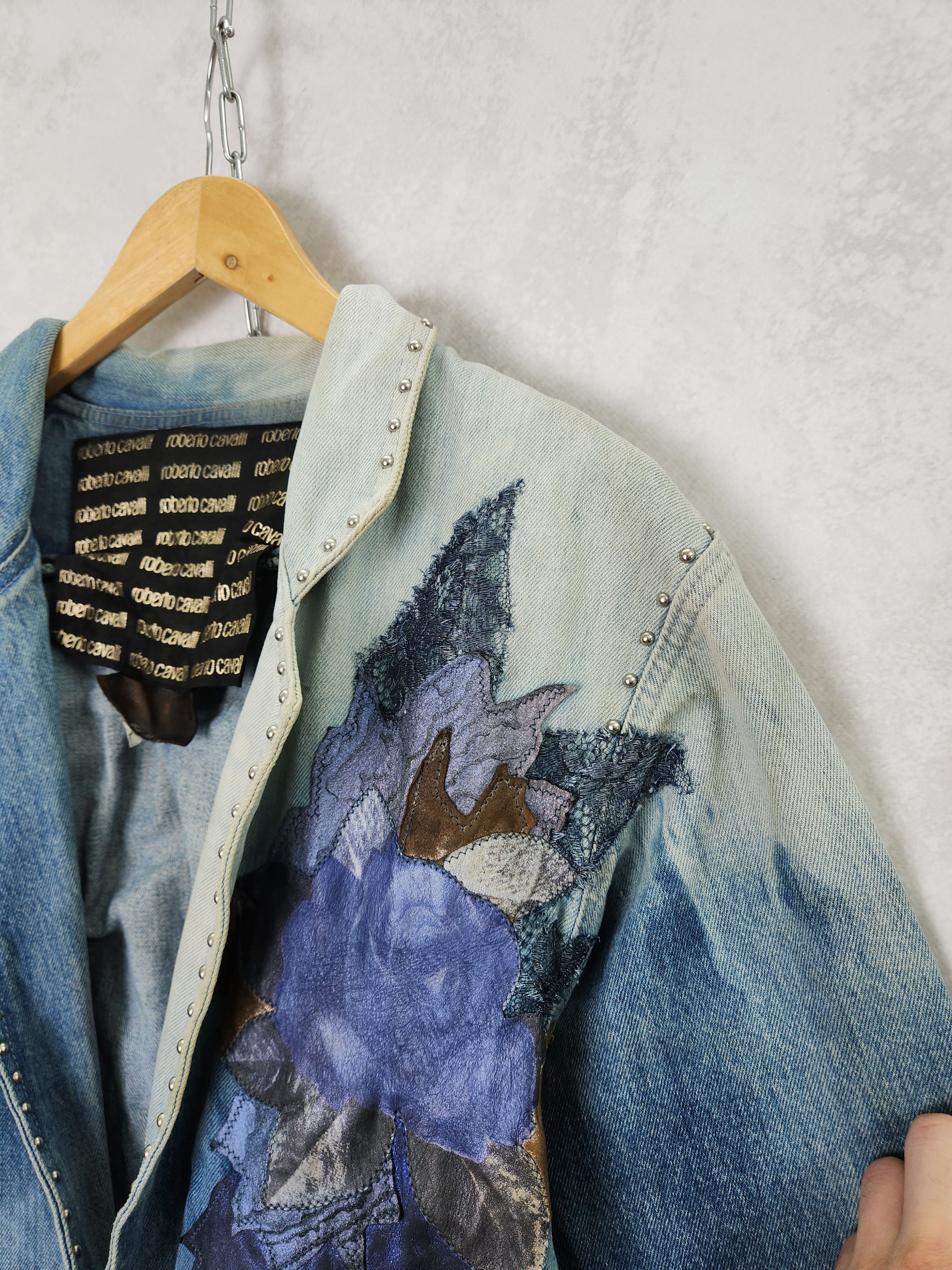 Roberto Cavalli 80s Roberto Cavalli denim jeans jacket leather flowers Size L / US 10 / IT 46 - 7 Thumbnail