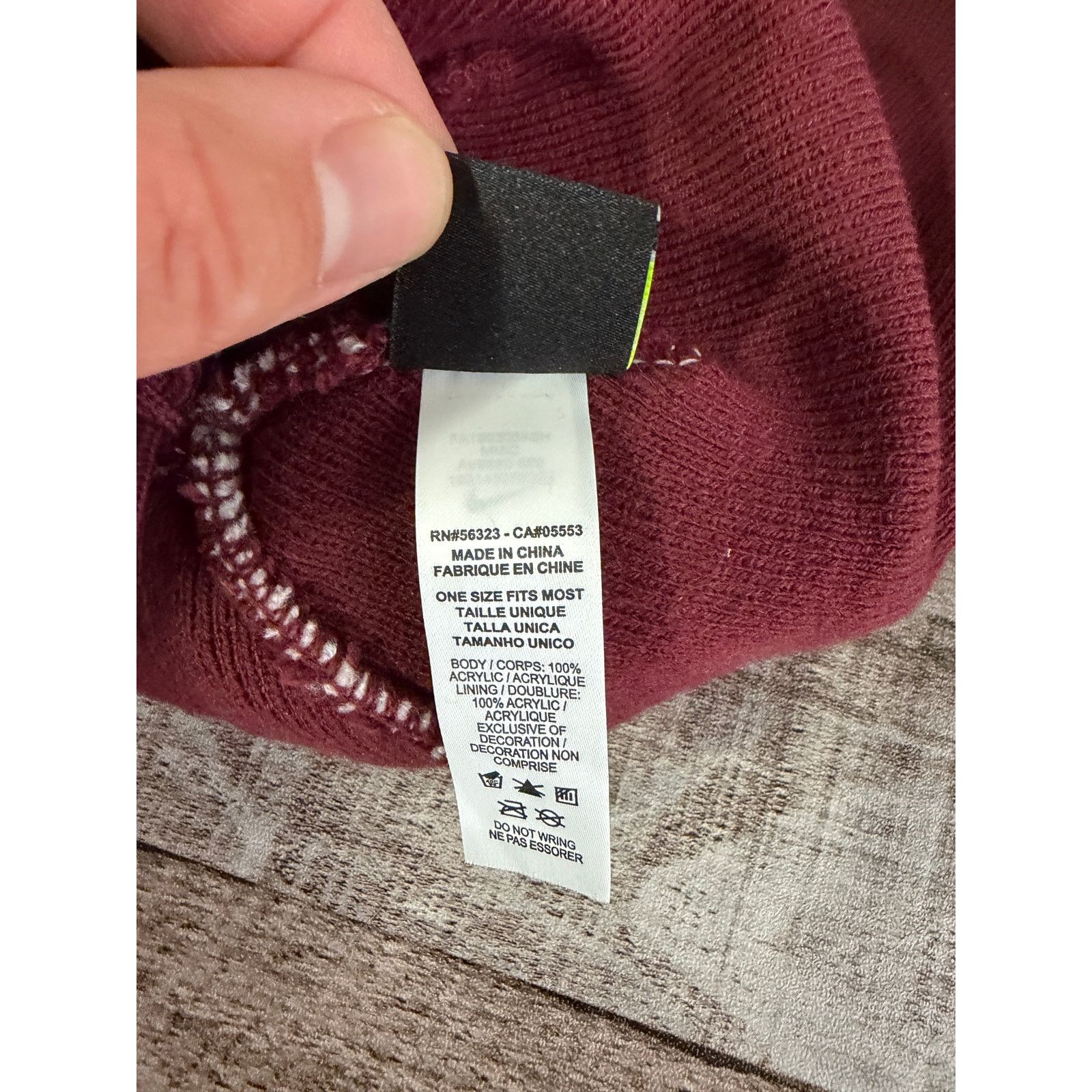 NCAA University of Minnesota Gophers Nike Winter Hat/Beanie Size ONE SIZE - 6 Thumbnail