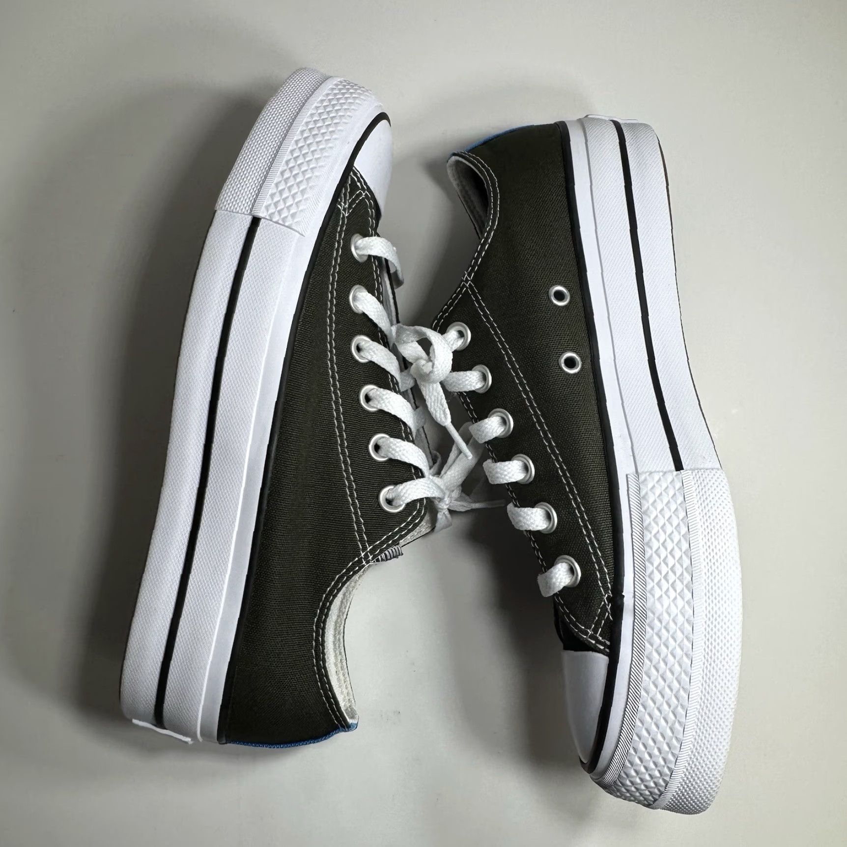 Converse Converse Chuck Taylor All Star Low Lift Platform Men’s 6.5 Green New Shoes Casual Athletic Sneakers Size US 6.5 / EU 39-40 - 7 Thumbnail