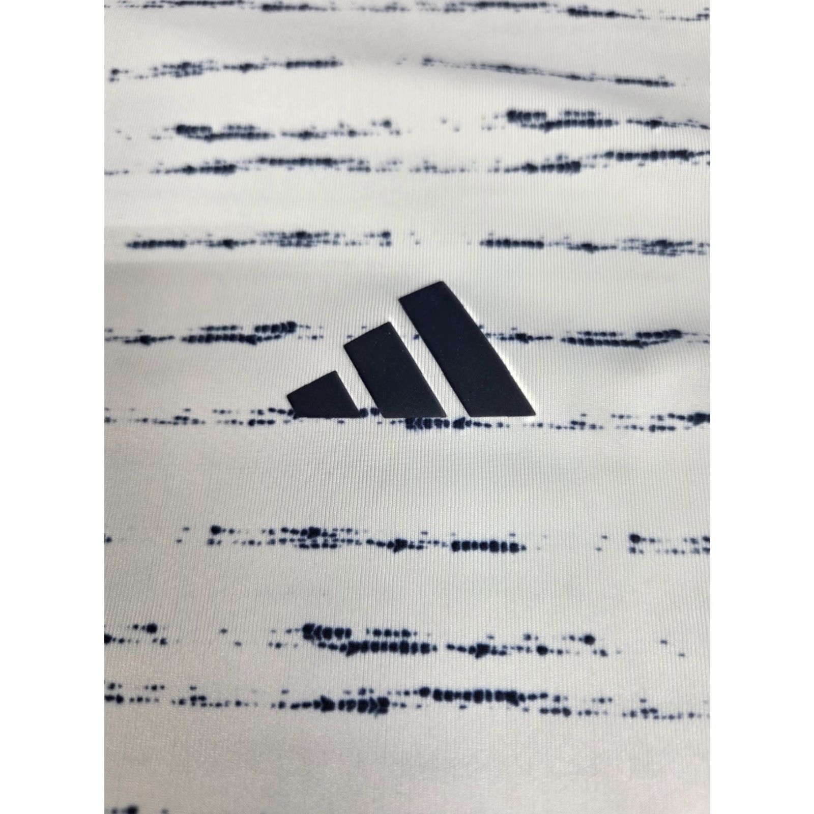 Adidas Adidas Polo Shirt 1/4 Zip Short Sleeve White/Blue Striped 2XL Men Big & Tall Shirt Mens Logo Zip Tailored Relaxed Fit Size US XXL / EU 58 / 5 - 6 Thumbnail