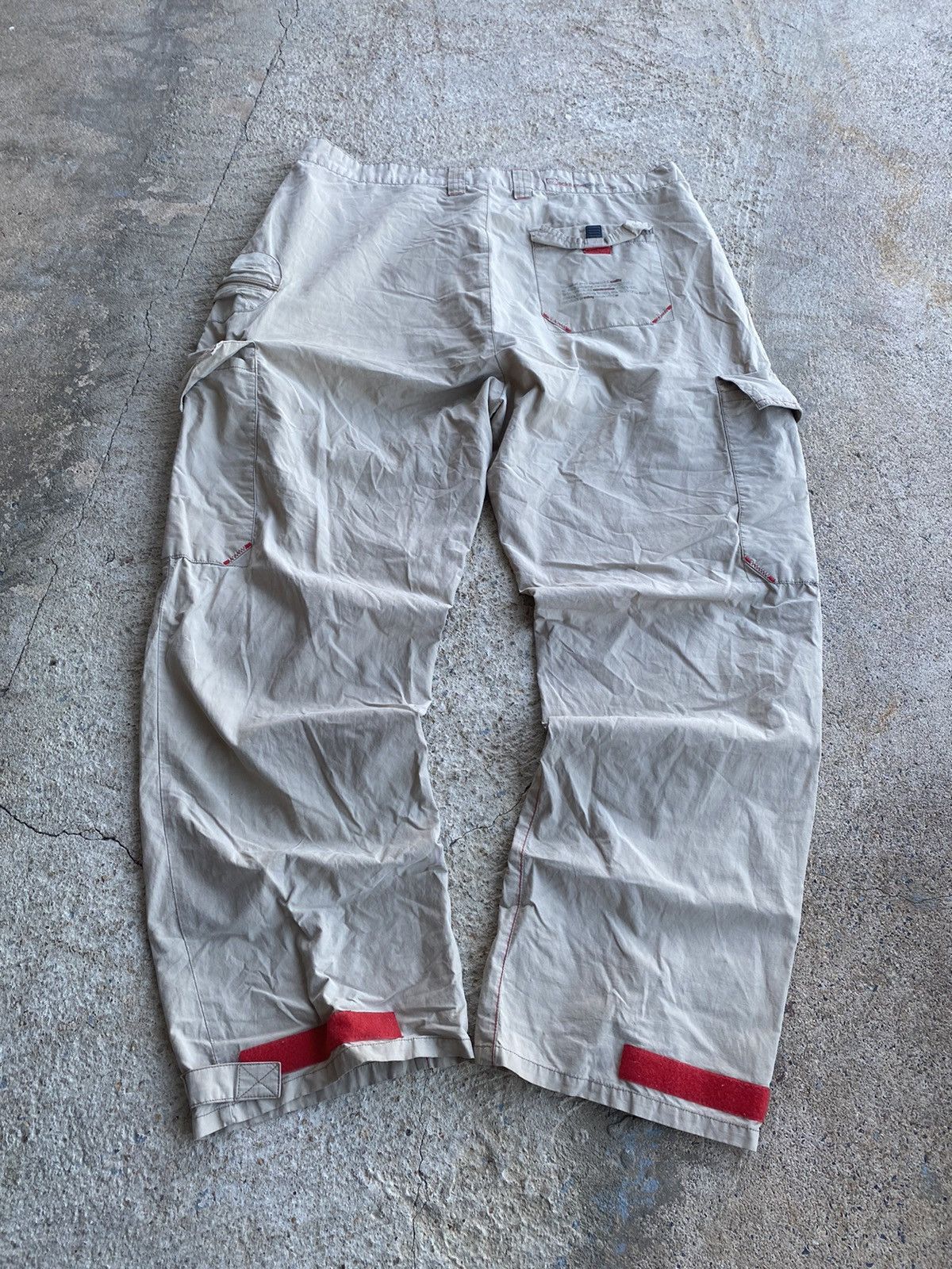 Ecko Unltd. × JNCO × Vintage Vintage Y2K Ecko Baggy Cargo Jnco Style Pants Size US 36 / EU 52 - 9 Thumbnail