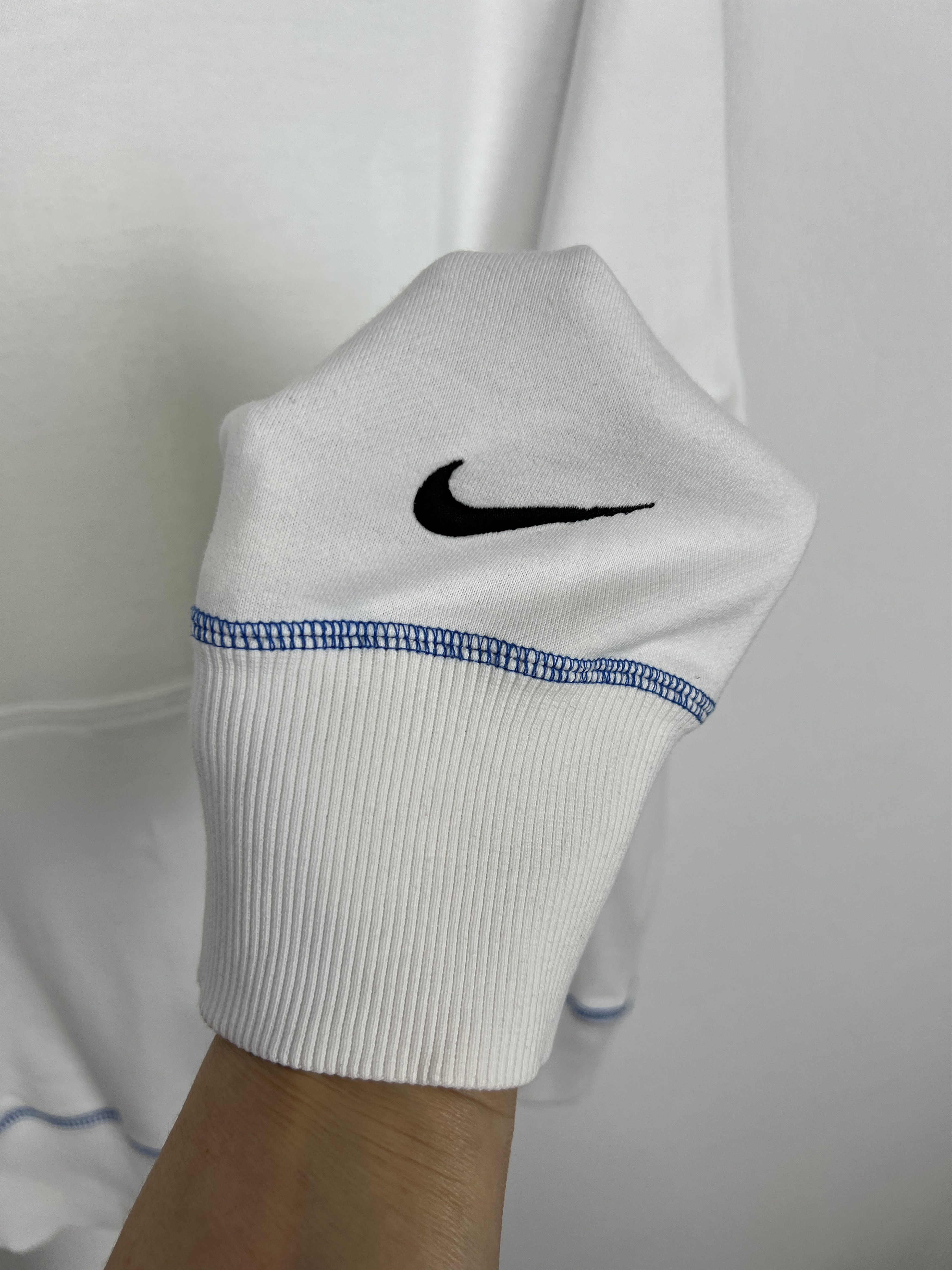 Nike Vintage Nike Inter Milan Football Hoodie White Soccer Jacket Size US XL / EU 56 / 4 - 5 Thumbnail