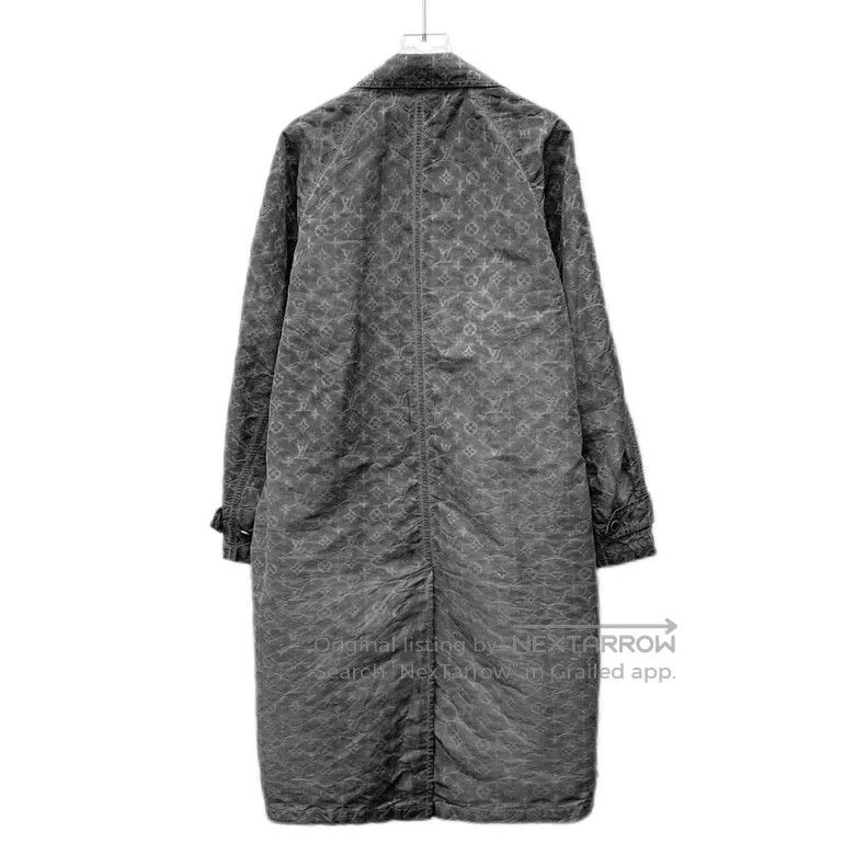Louis Vuitton Louis Vuitton Grey logo embossed full print alpaca lapel l Size XS / US 0-2 / IT 36-38 - 2 Thumbnail