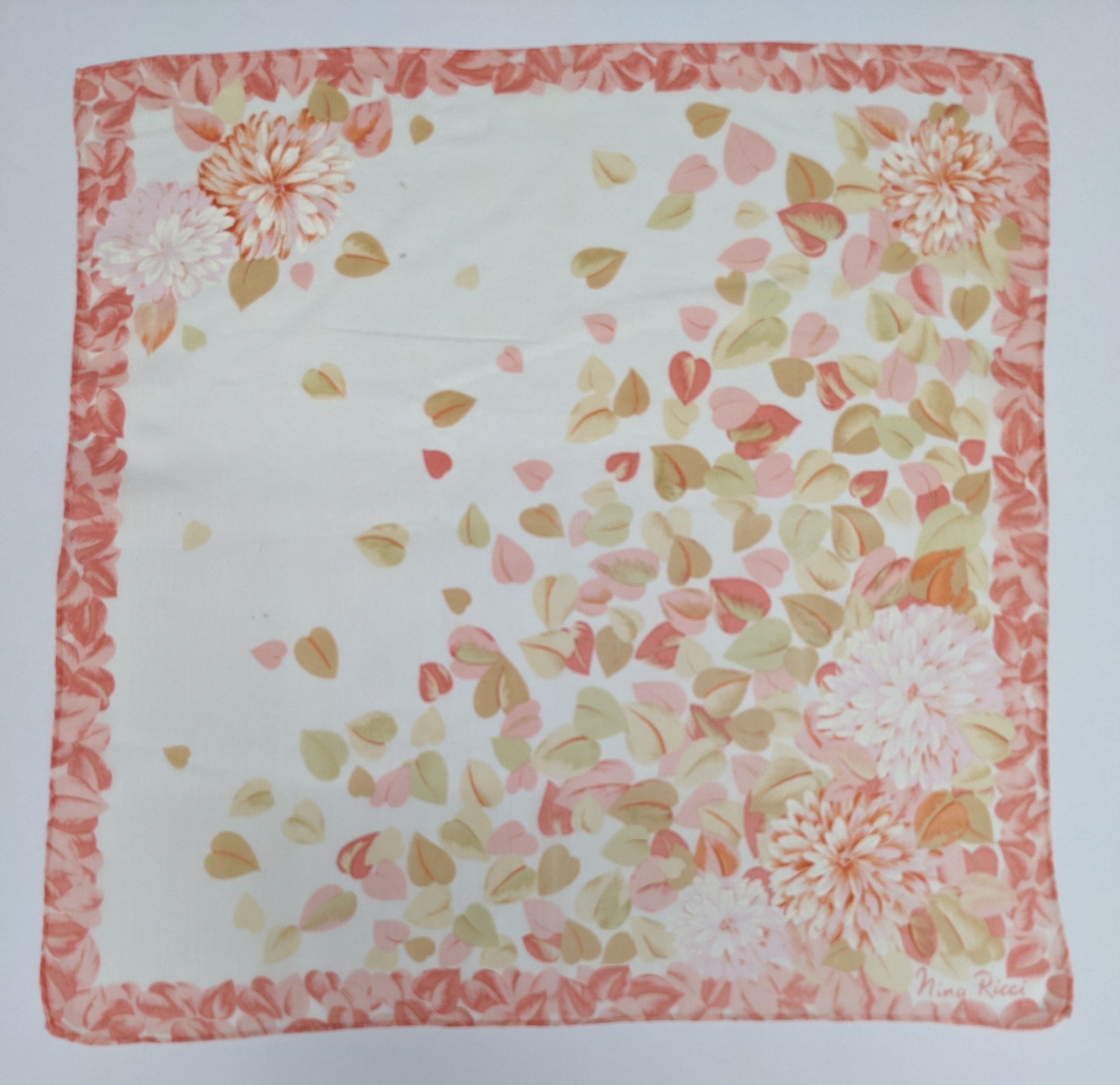 Nina Ricci Nina Ricci Paris Vintage Scarf Chrysanthemum Flower Size ONE SIZE - 3 Thumbnail