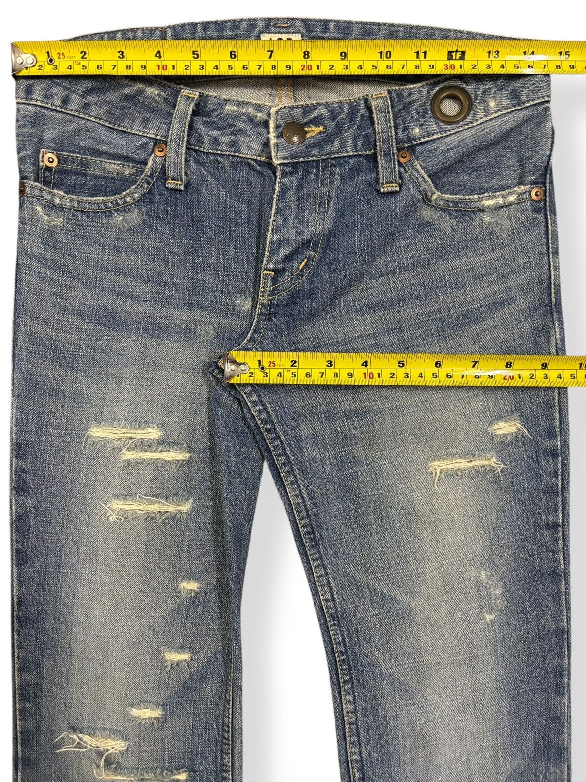 Le Grande Bleu (L.G.B.) Le Grande Bleu L.G.B. Wolfcut Flare Distressed Jeans Size US 29 - 15 Thumbnail