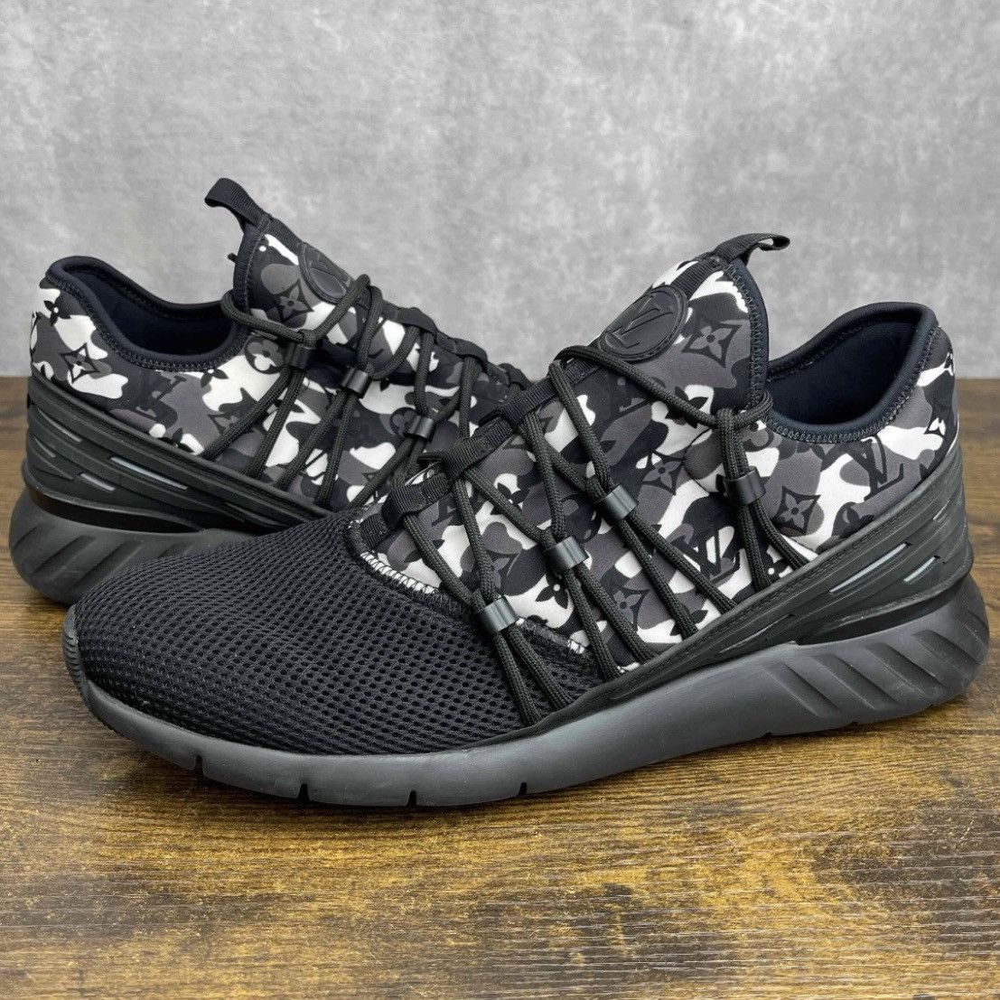 Louis Vuitton Louis Vuitton LV Fastlane Black Camo Size 9 UK 10 US 1A3V1Y Size US 10 / EU 43 - 2 Thumbnail