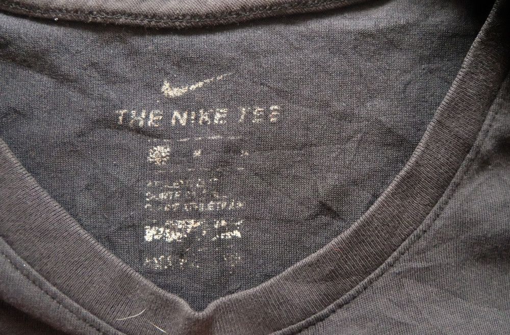 Nike Nike T-Shirt Black Embroidered Logo Center Size US M / EU 48-50 / 2 - 5 Thumbnail