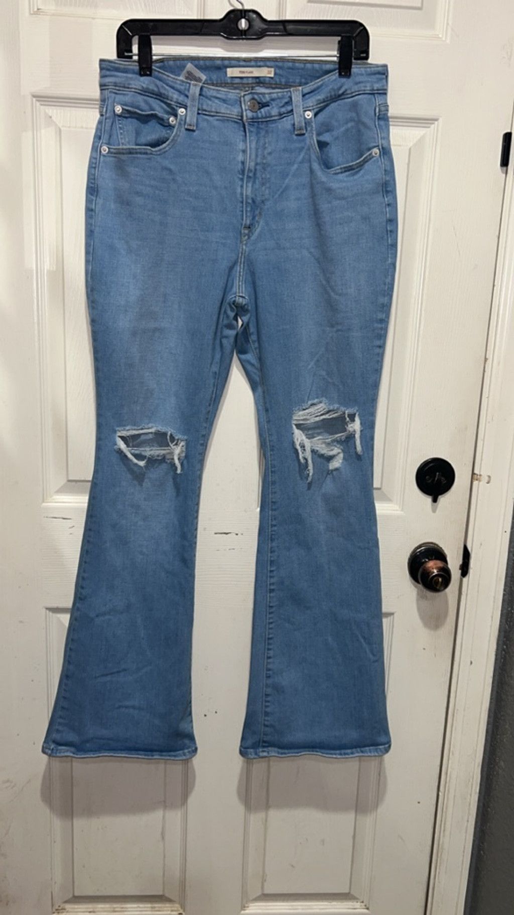 Levi's Women's Levi's Blue Distressed Flare Jeans Size 32 Size 32" / US 10 / IT 46 - 1 Thumbnail