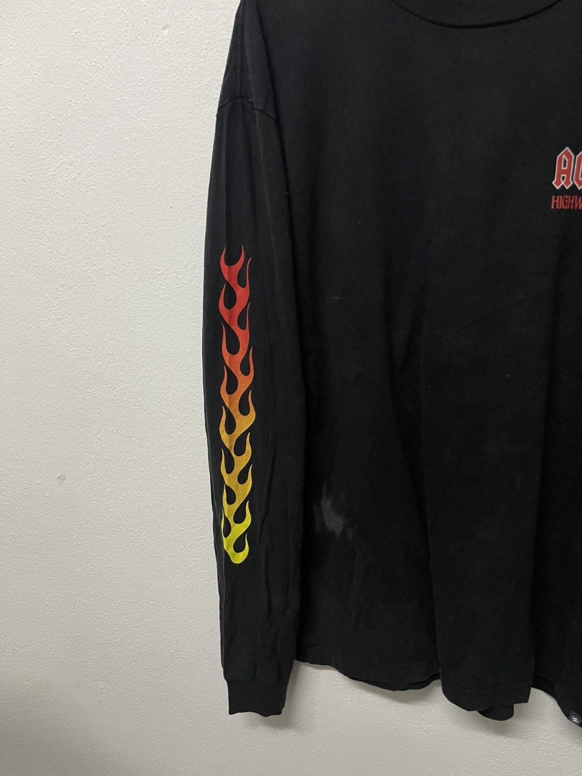 AC/DC 2000s ACDC X DC SHOES HIGHWAY TO HELL FLAME SLEEVE SUNFADED Size US XL / EU 56 / 4 - 4 Thumbnail