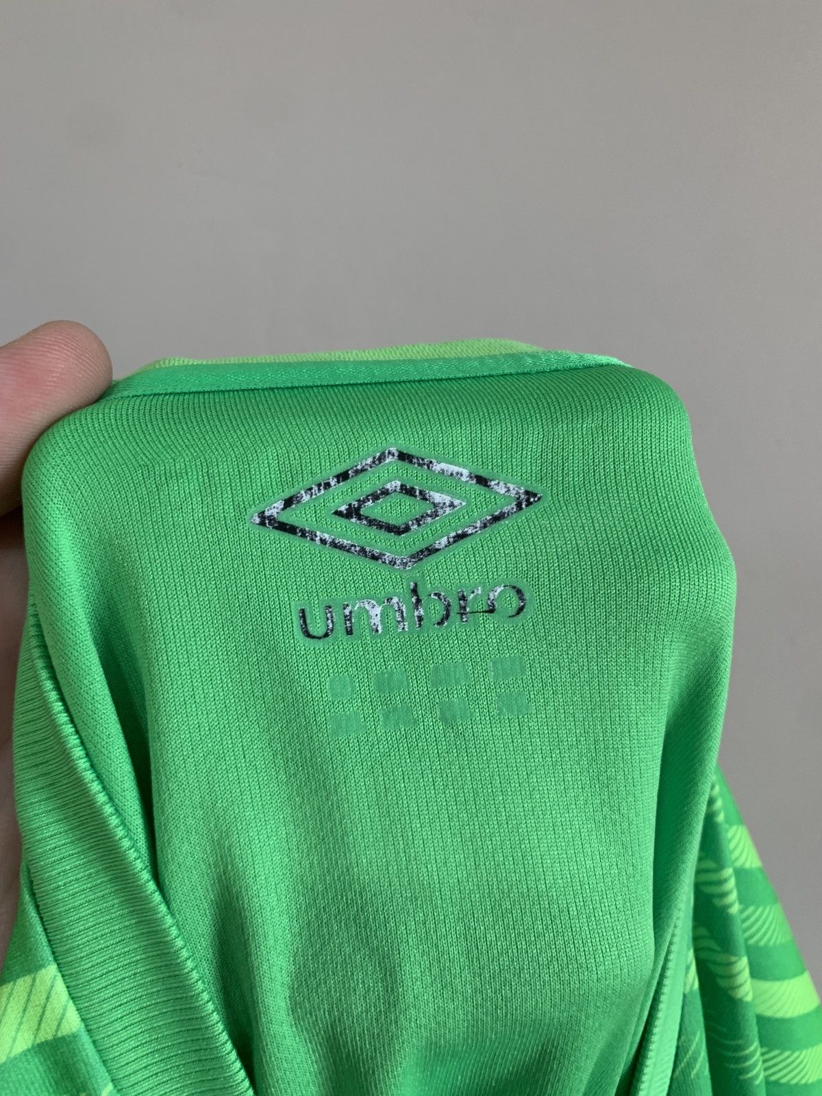 Umbro Derby County Goalkeeper Football Shirt Umbro Soccer Jersey Size US XXL / EU 58 / 5 - 12 Thumbnail