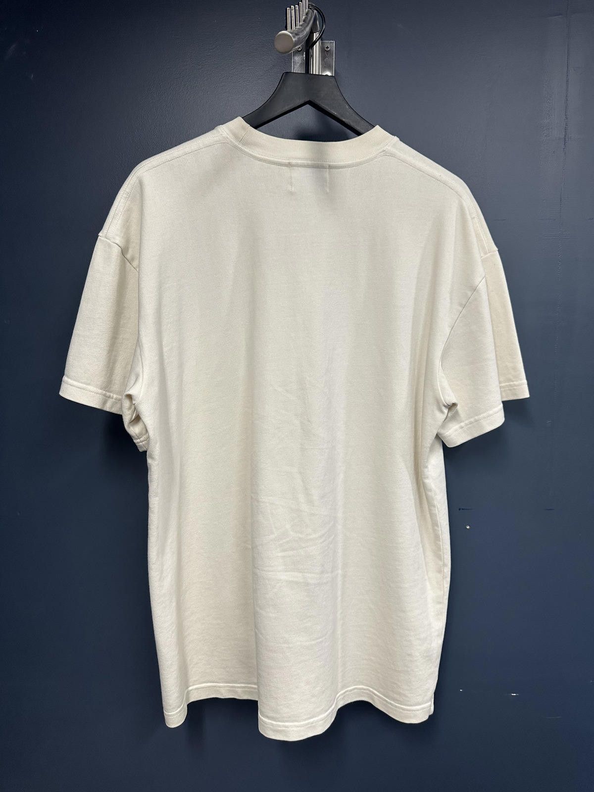 Other Warren Lotas The Coldest Day T-Shirt White M - AUTHENTIC Size US M / EU 48-50 / 2 - 3 Thumbnail