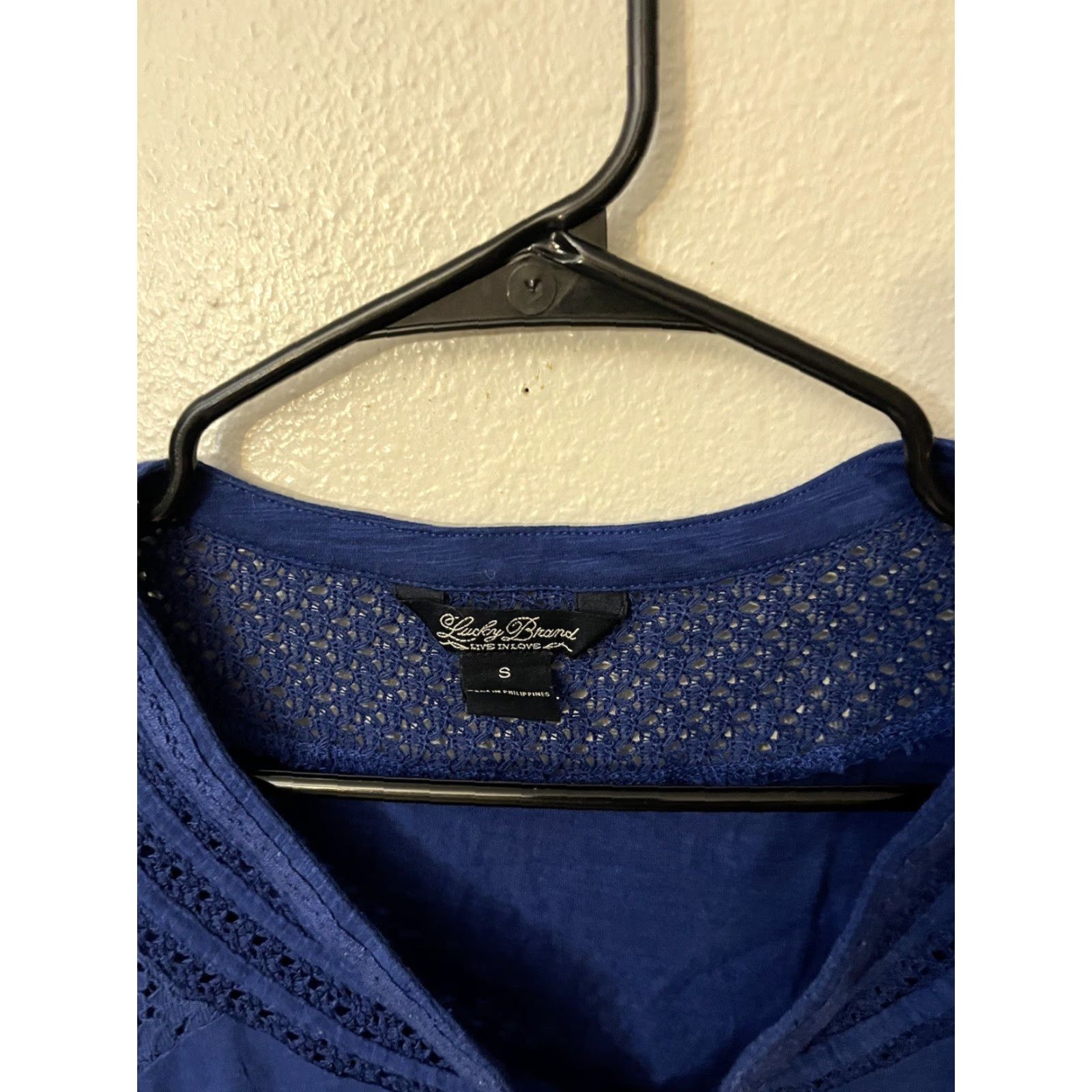 Lucky Brand VINTAGE Lucky Brand Women's Button-Up Shirt Casual S Blue Collarless Round Neck 3/4 Sleeve Size S / US 4 / IT 40 - 2 Thumbnail