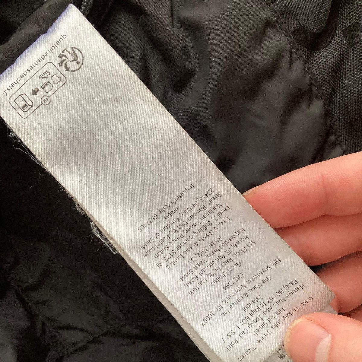 Gucci Gucci jumbo logo jacket goose down size 44 black GG Size US S / EU 44-46 / 1 - 4 Thumbnail