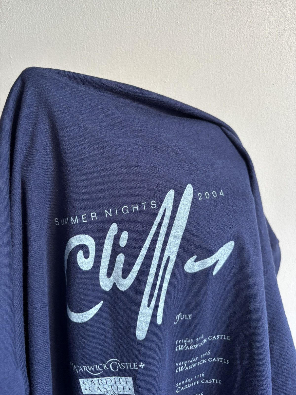 Band Tees Vintage 2004 Cliff Richard Summer Nights Tour T-shirt Size US M / EU 48-50 / 2 - 6 Thumbnail