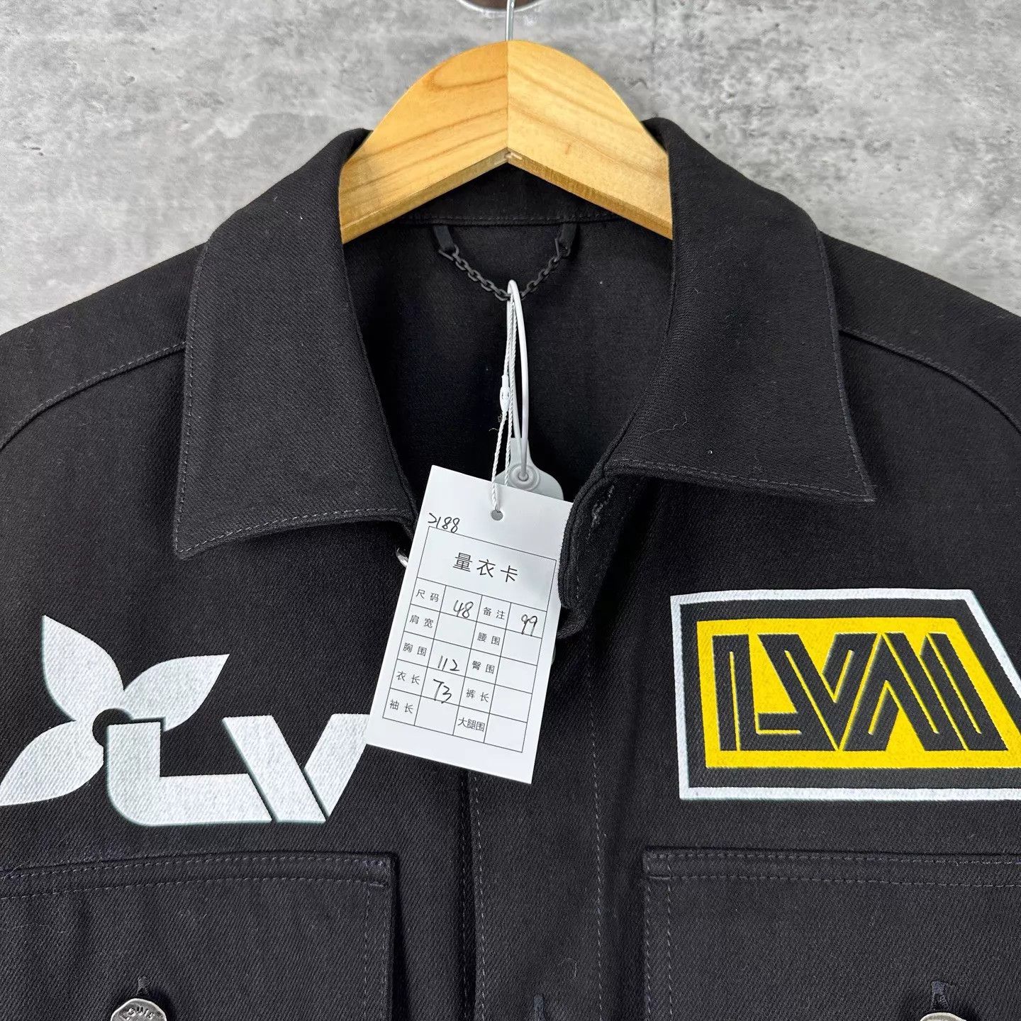 Louis Vuitton Louis Vuitton Graffiti Denim Jacket Men's 48 Like New Size US M / EU 48-50 / 2 - 3 Thumbnail