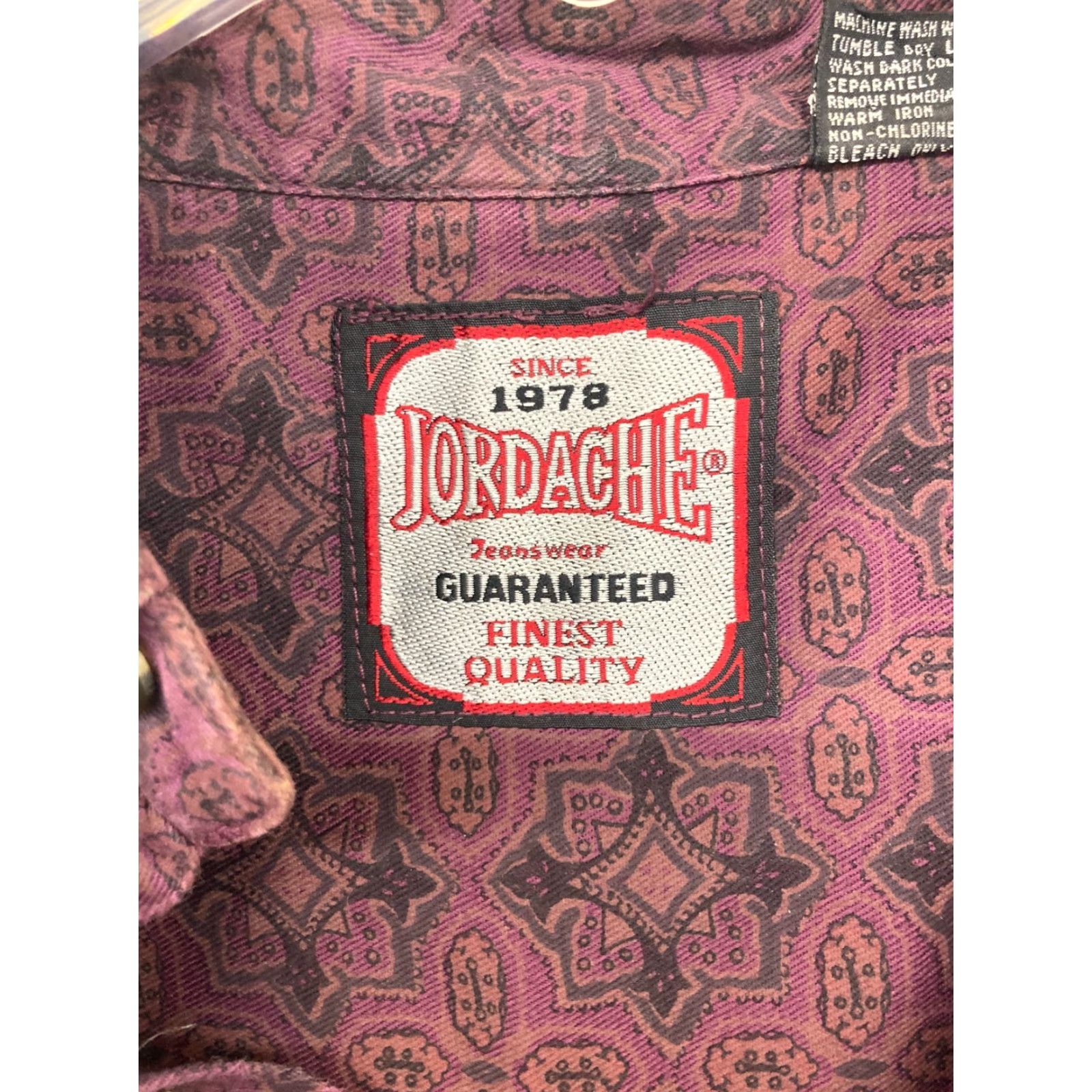 Jordache VINTAGE Jordache Mens Shirt Geometric Button-Up 80s 90s Red Burgundy Long Sleeve Casual Business Pocketed Men M Size US M / EU 48-50 / 2 - 7 Thumbnail