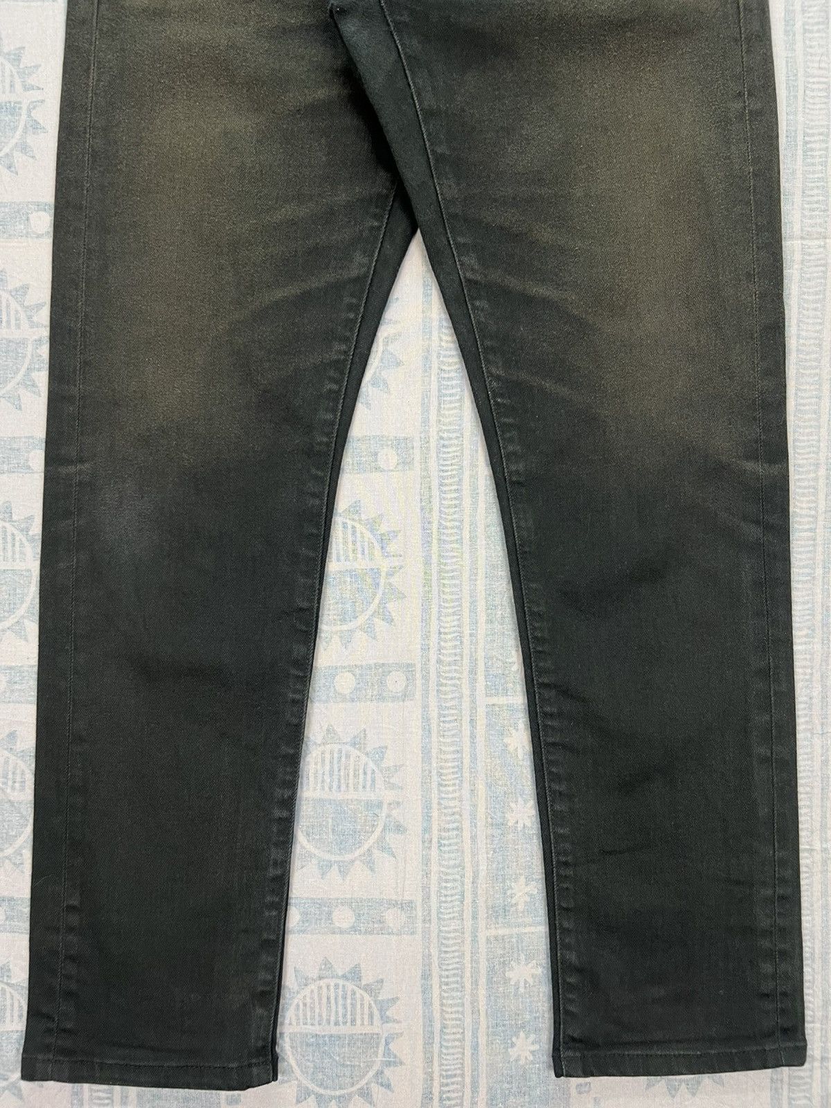 Uniqlo Uniqlo Seasoned Selvedge Jeans Size US 32 / EU 48 - 8 Thumbnail