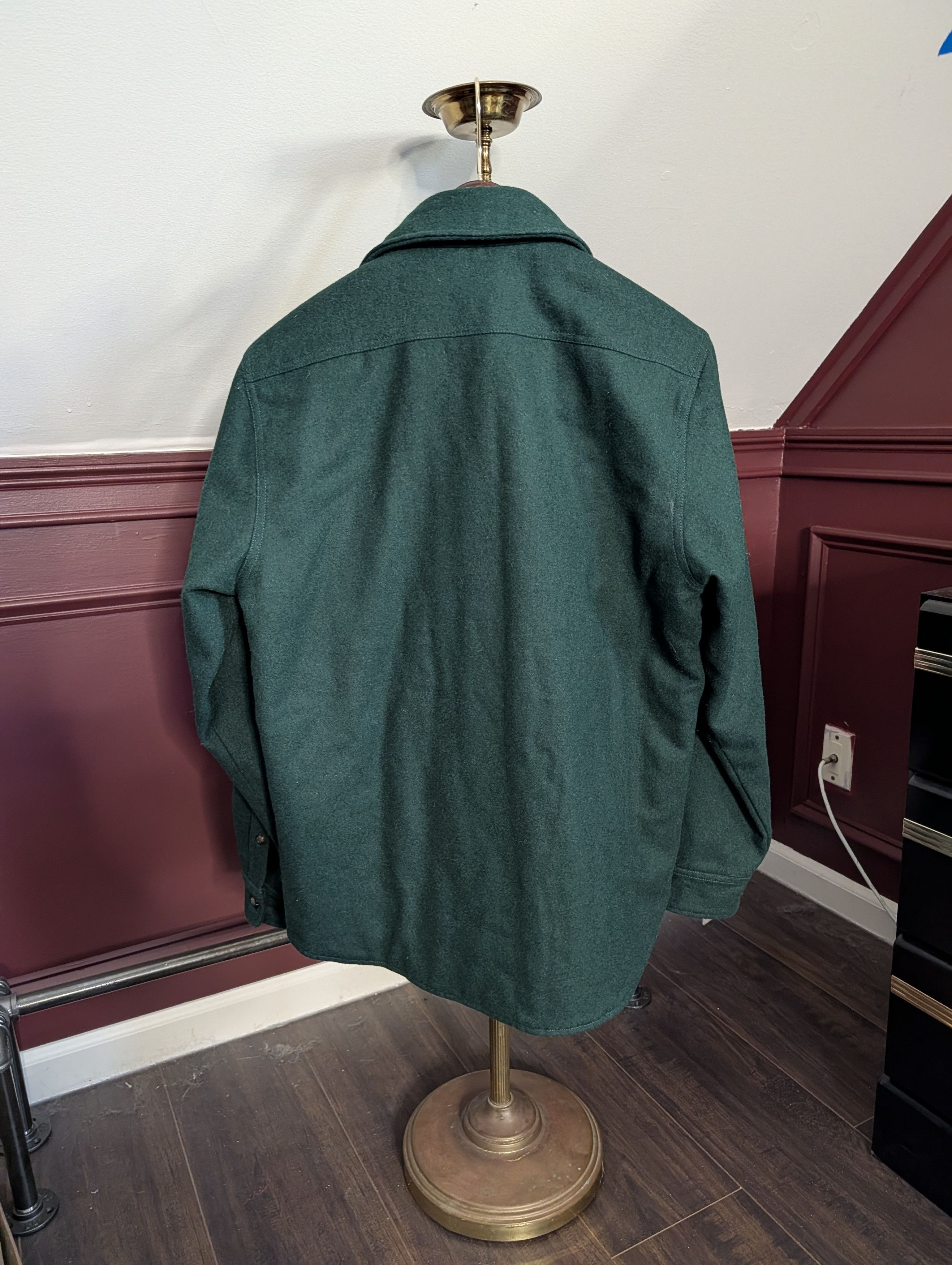 Brandy Melville Green wool quilted lining boyfriend fit short jacket Size ONE SIZE - 7 Thumbnail